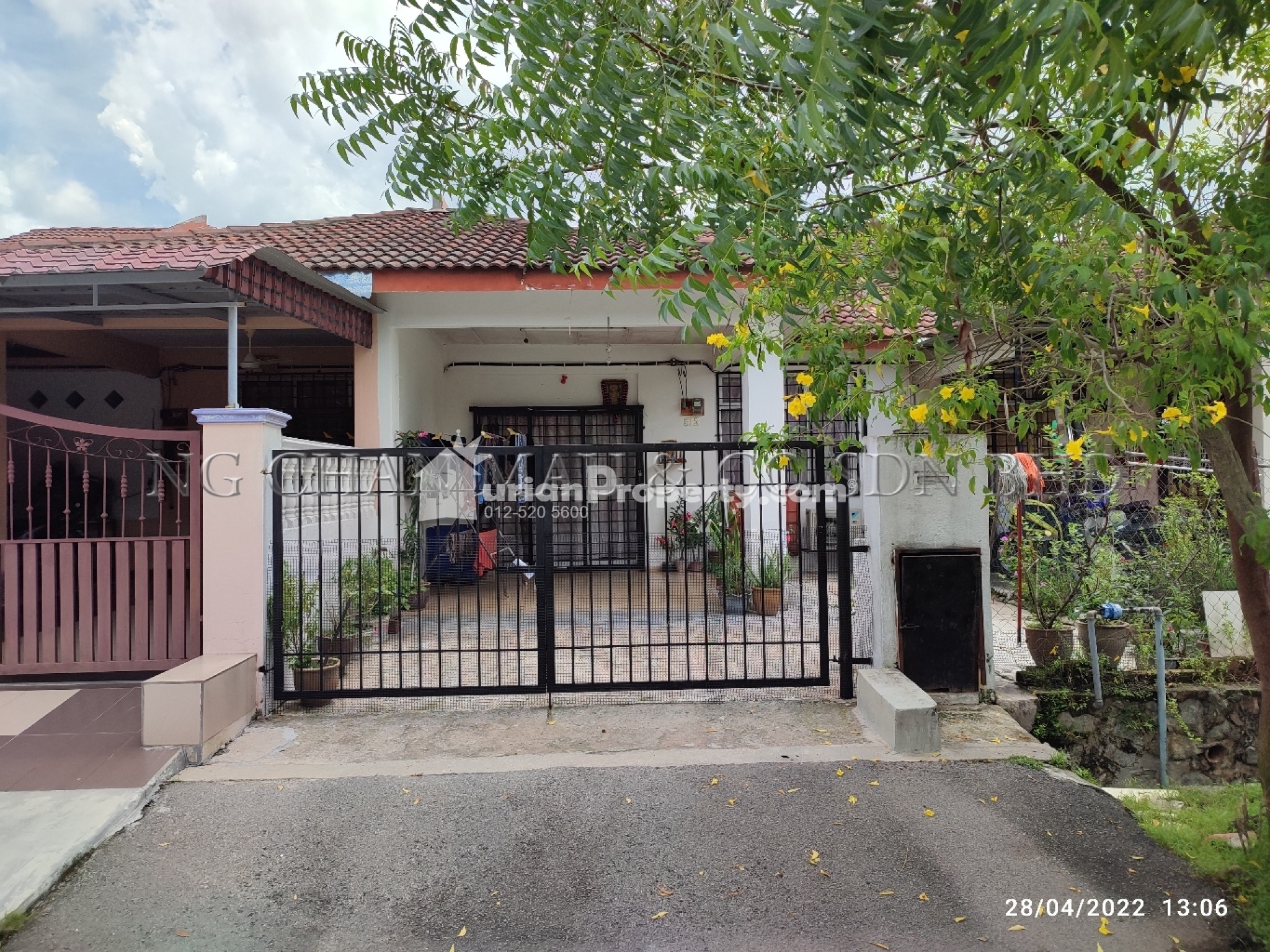 Terrace House For Auction at Bandar Rinching