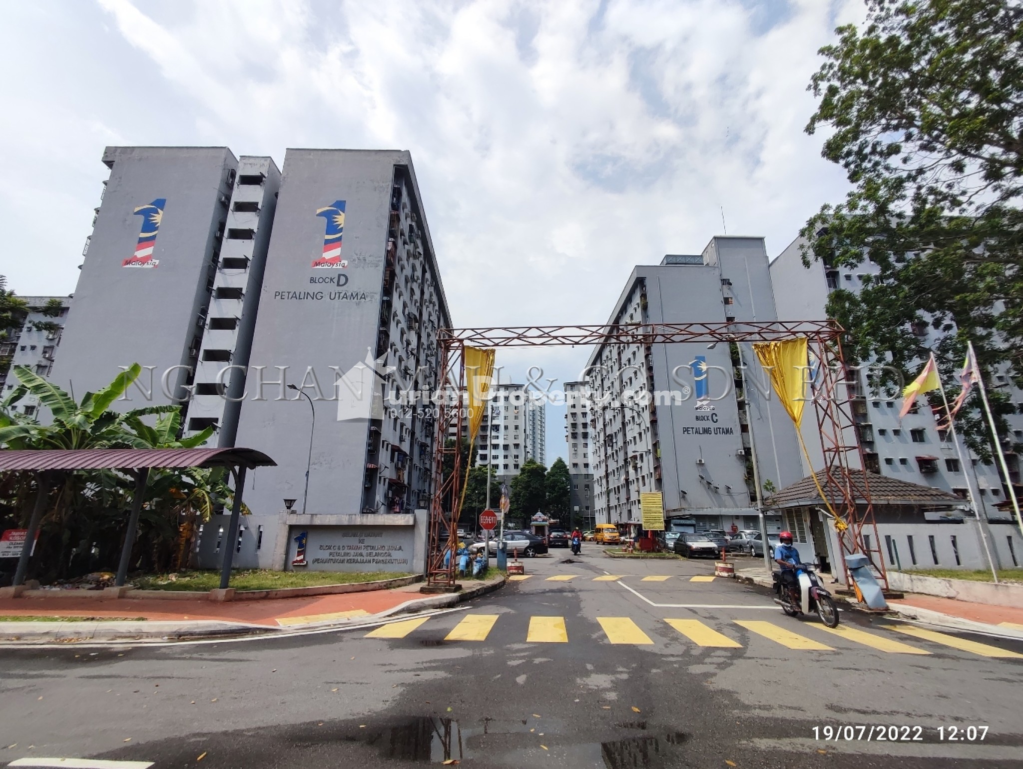 Apartment For Auction at Petaling Utama Flat