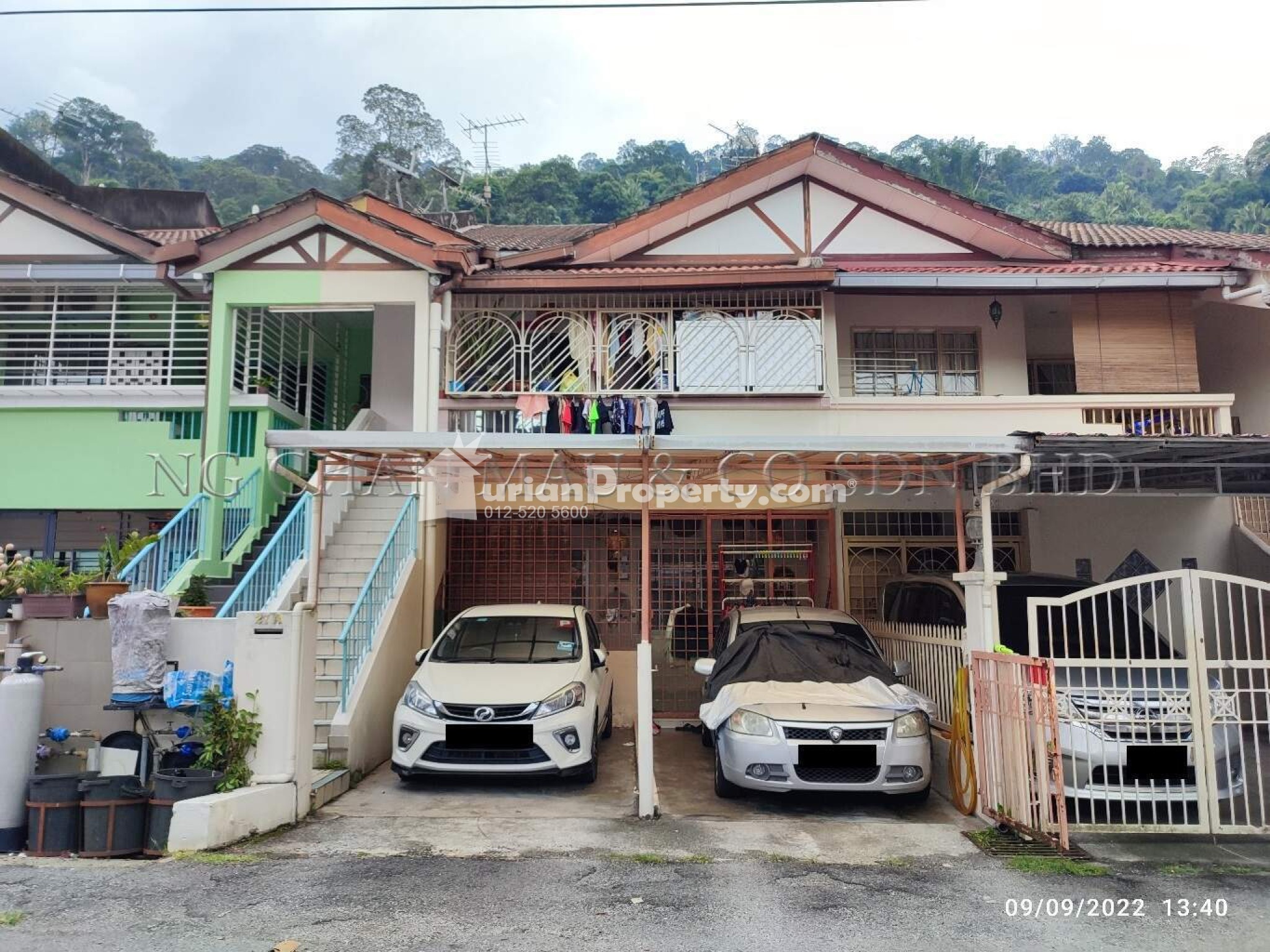 Townhouse For Auction at Taman Saga