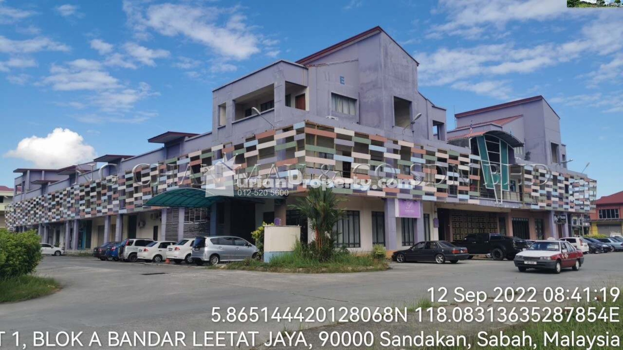 Shop For Auction at Leetat Commercial Centre
