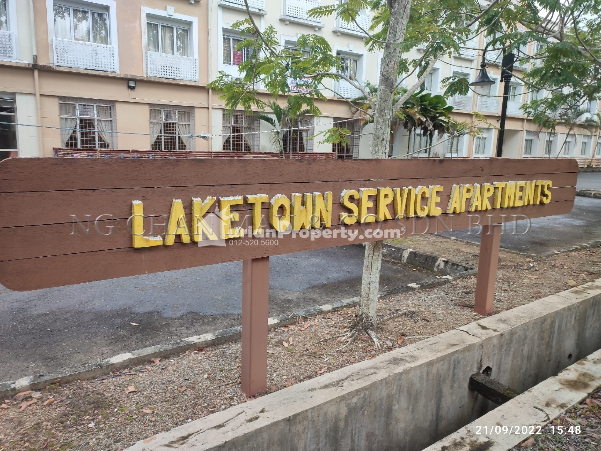 Apartment For Auction at Laketown Apartment (Bukit Merah Resort)