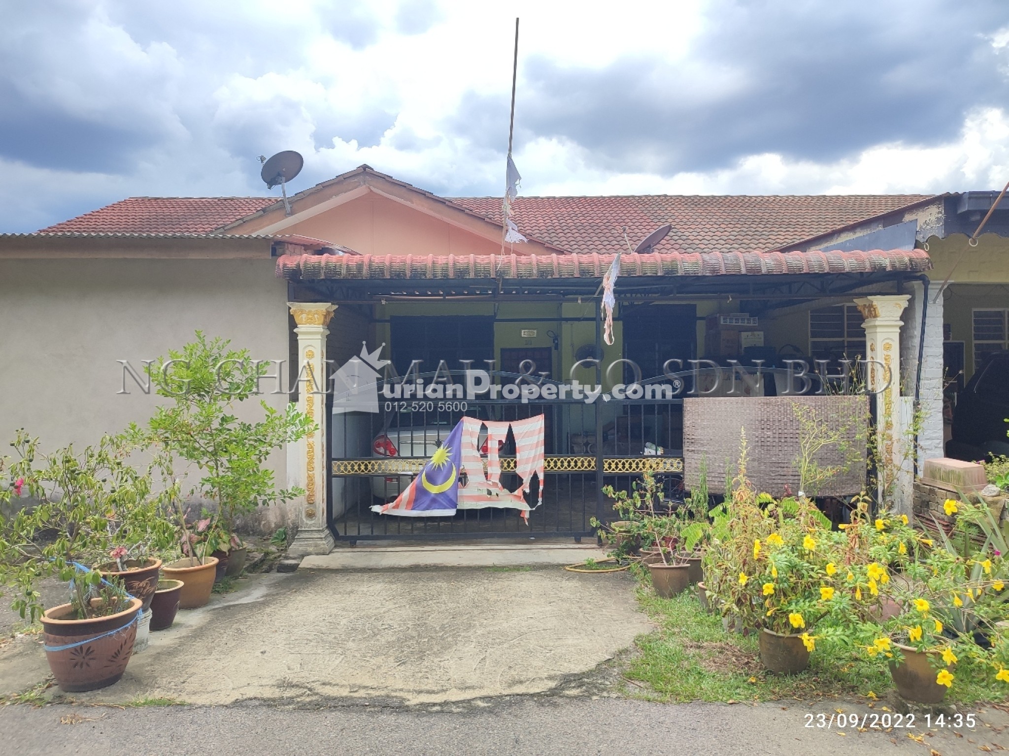 Terrace House For Auction at Desa Cempaka, Muadzam Shah