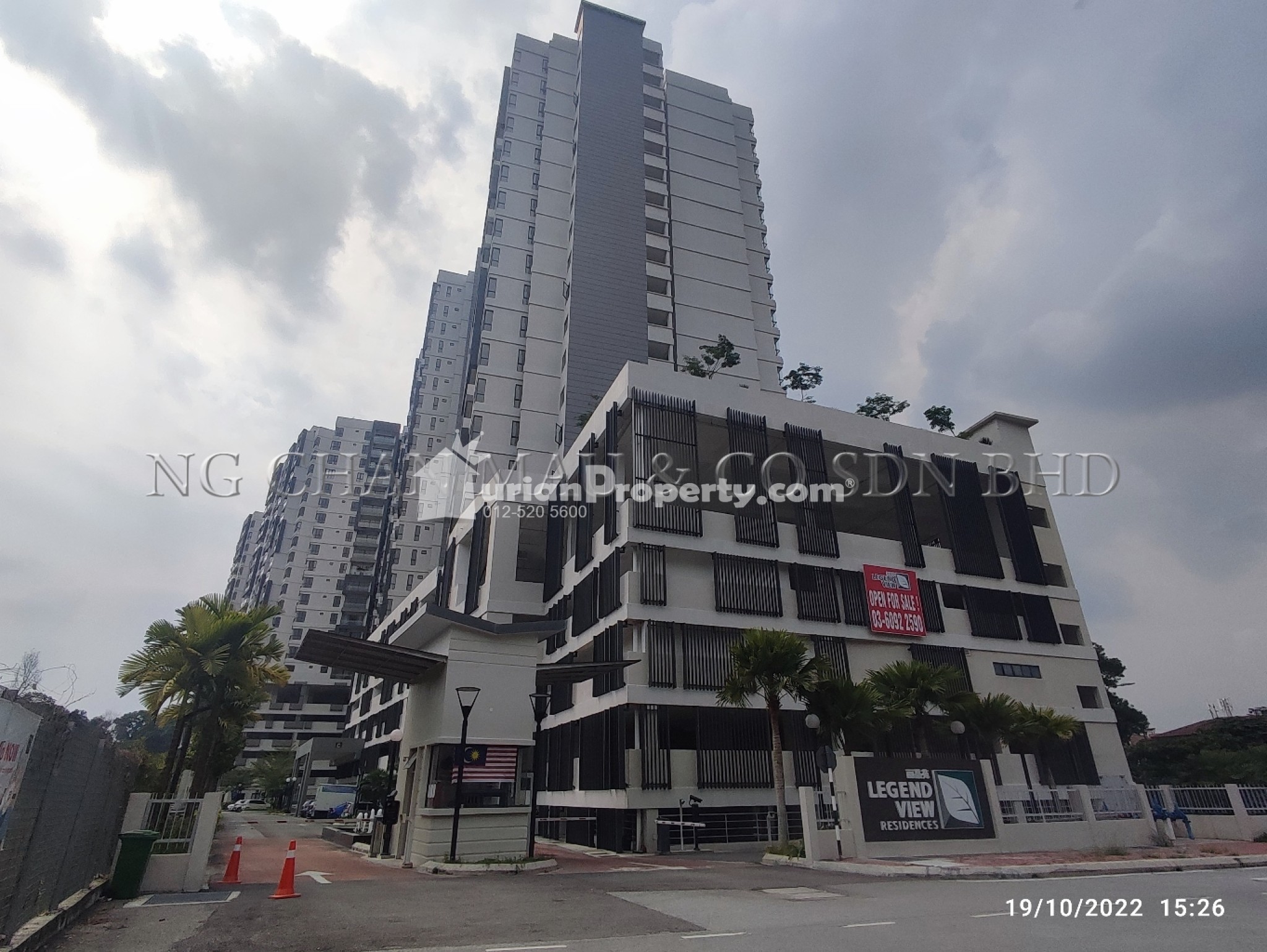 Condo For Auction at LegendView Condominium