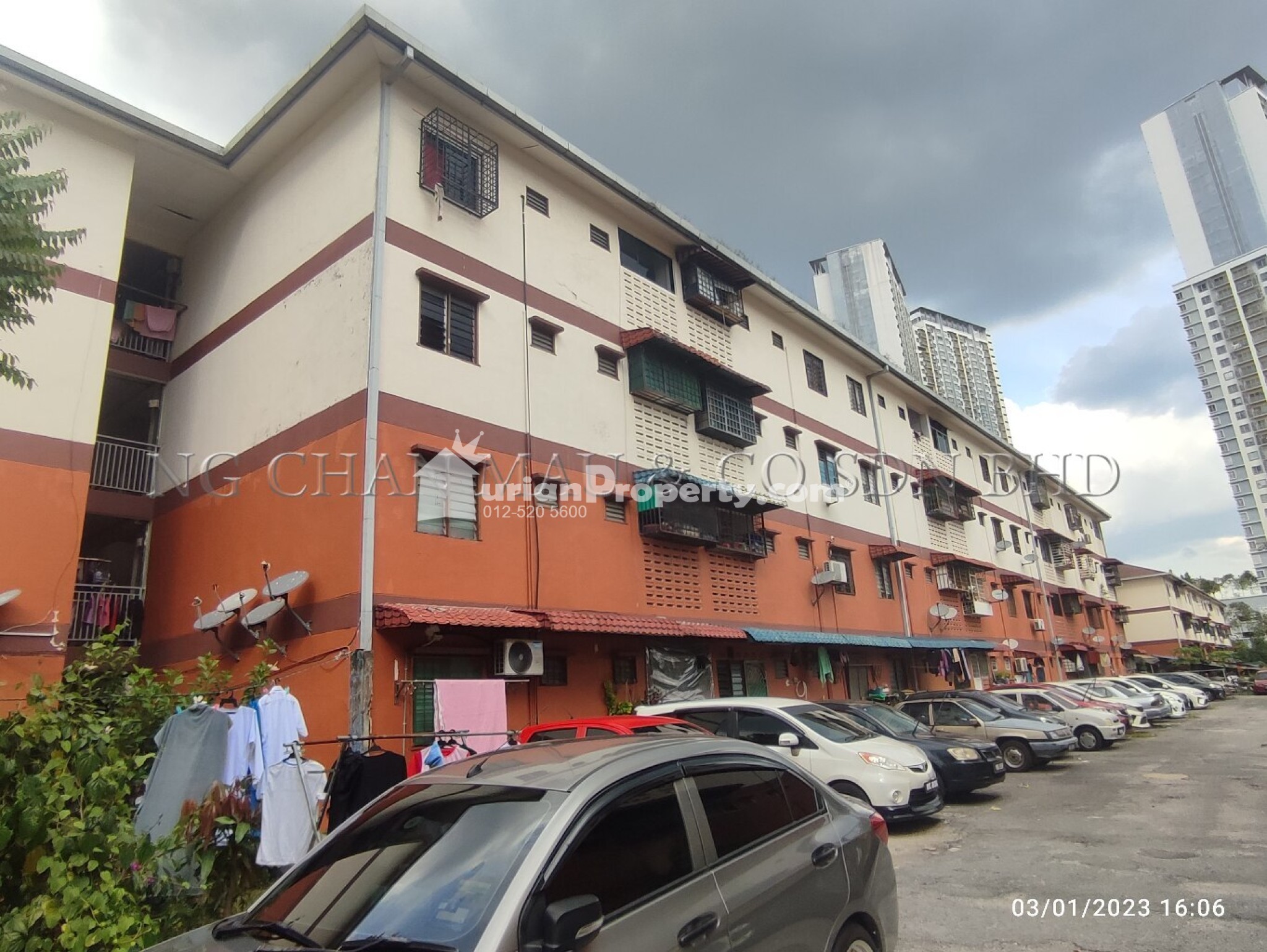 Flat For Auction at Seri Perindu Apartment