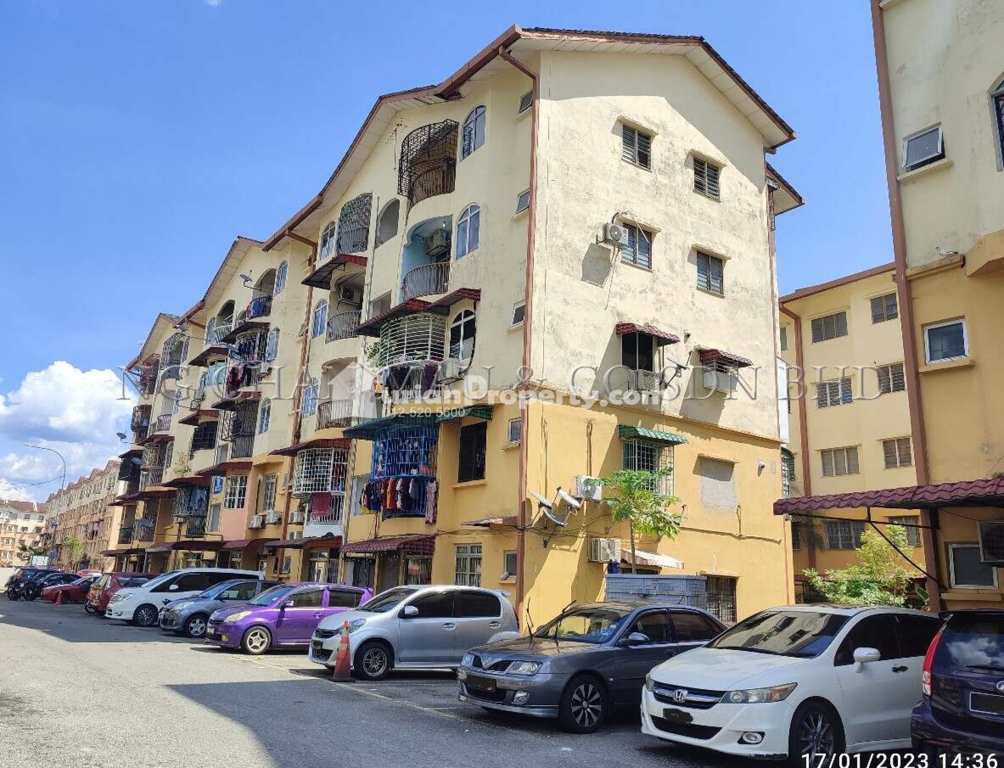 Apartment For Auction at Pangsapuri Taman Desa Batu Caves