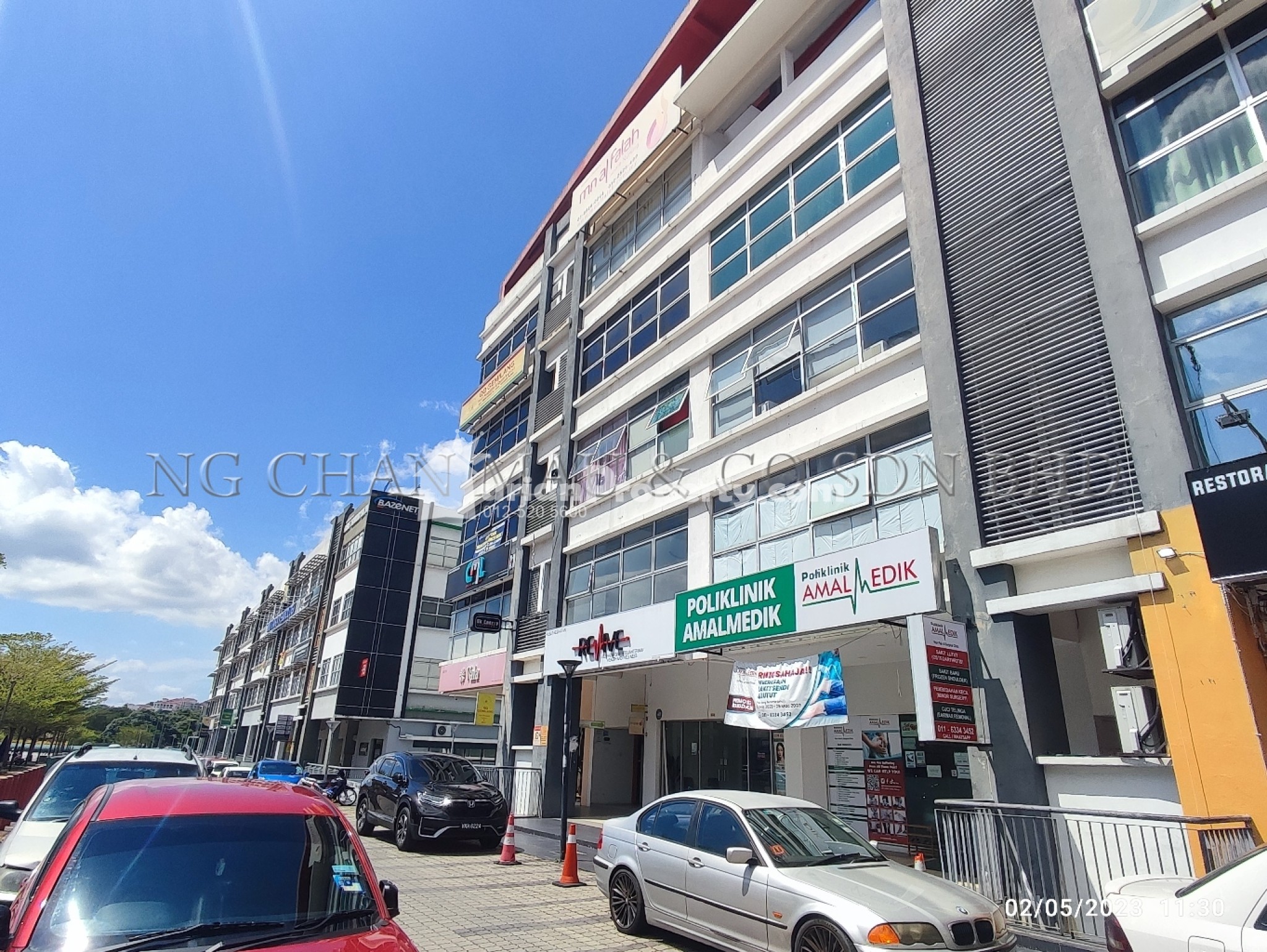 Shop For Auction at Plaza Paragon Point