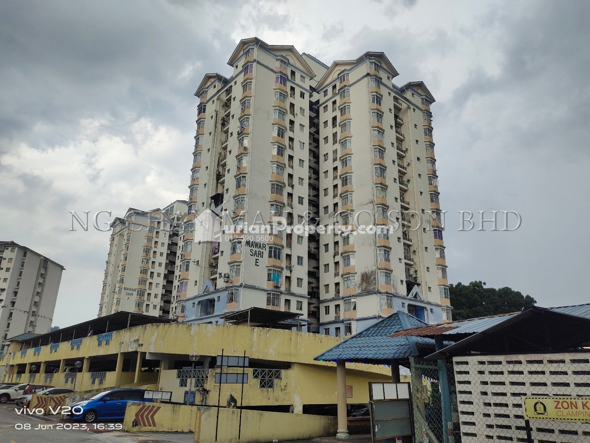 Apartment For Auction at Pangsapuri Mawar Sari