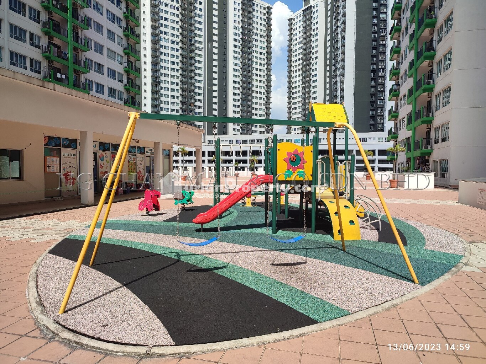 Serviced Residence For Auction at OUG Parklane