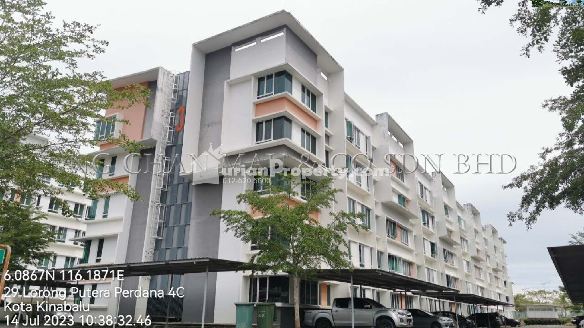 Condo For Auction at University Utama Condominium