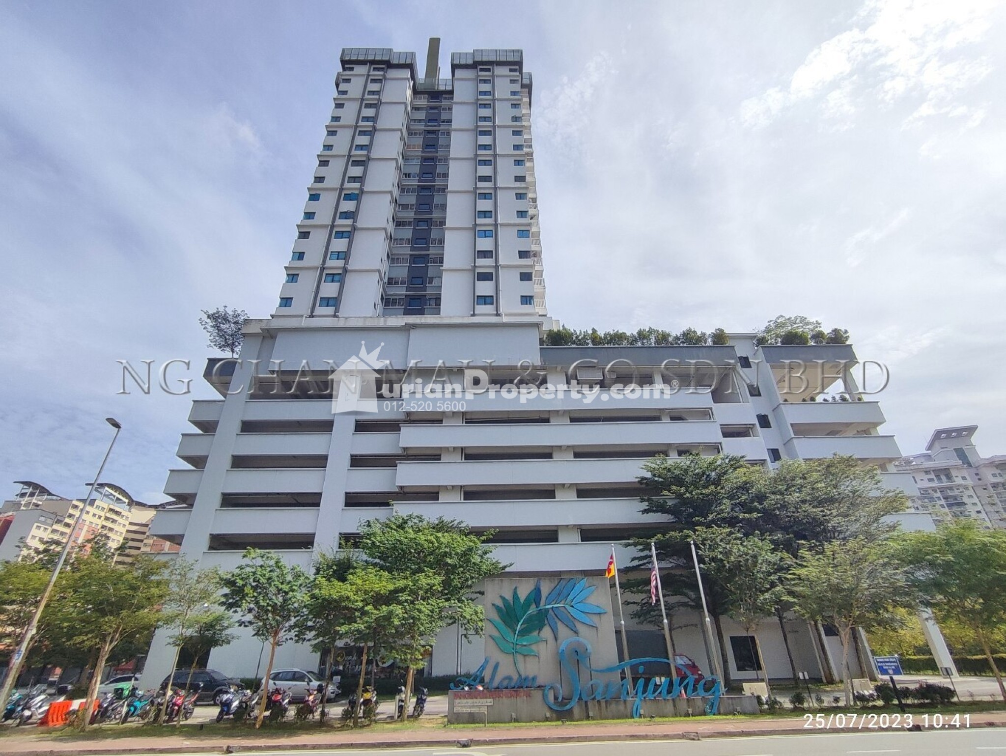 Serviced Residence For Auction at Alam Sanjung