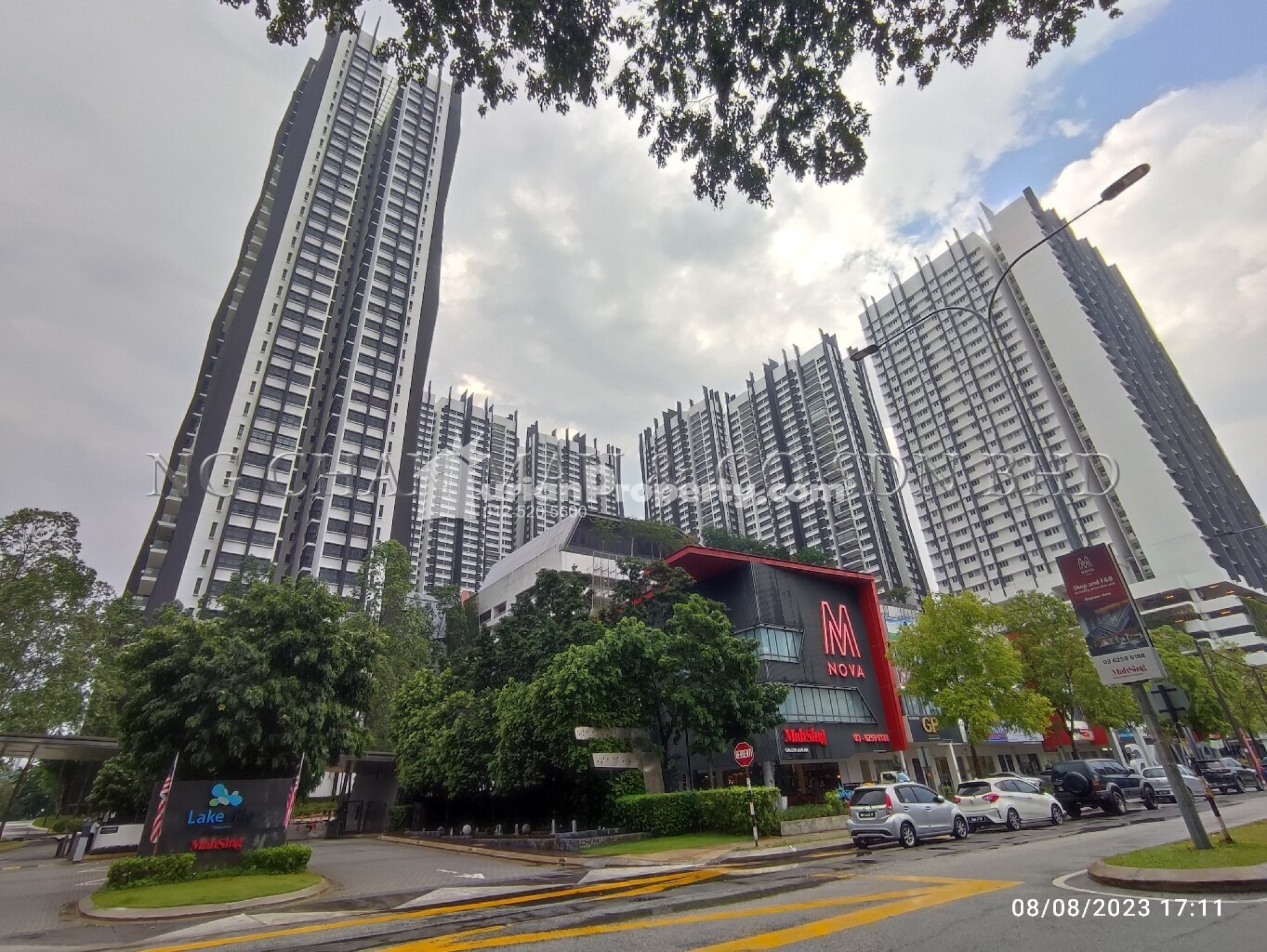 Serviced Residence For Auction at Lakeville Residence