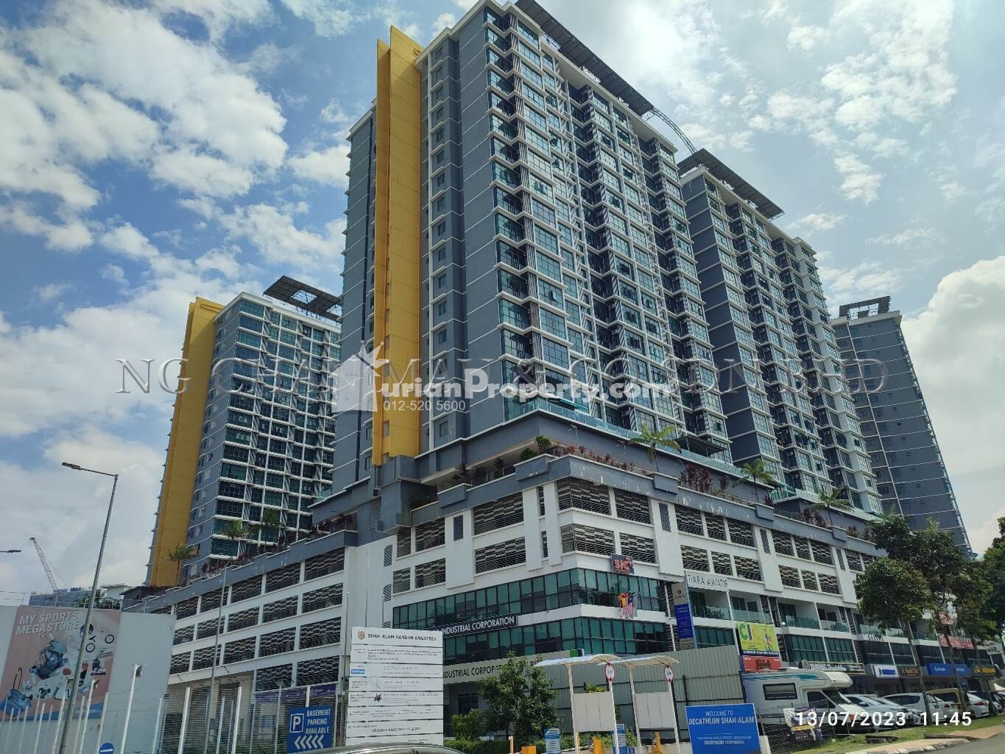 SOHO For Auction at Vista Alam