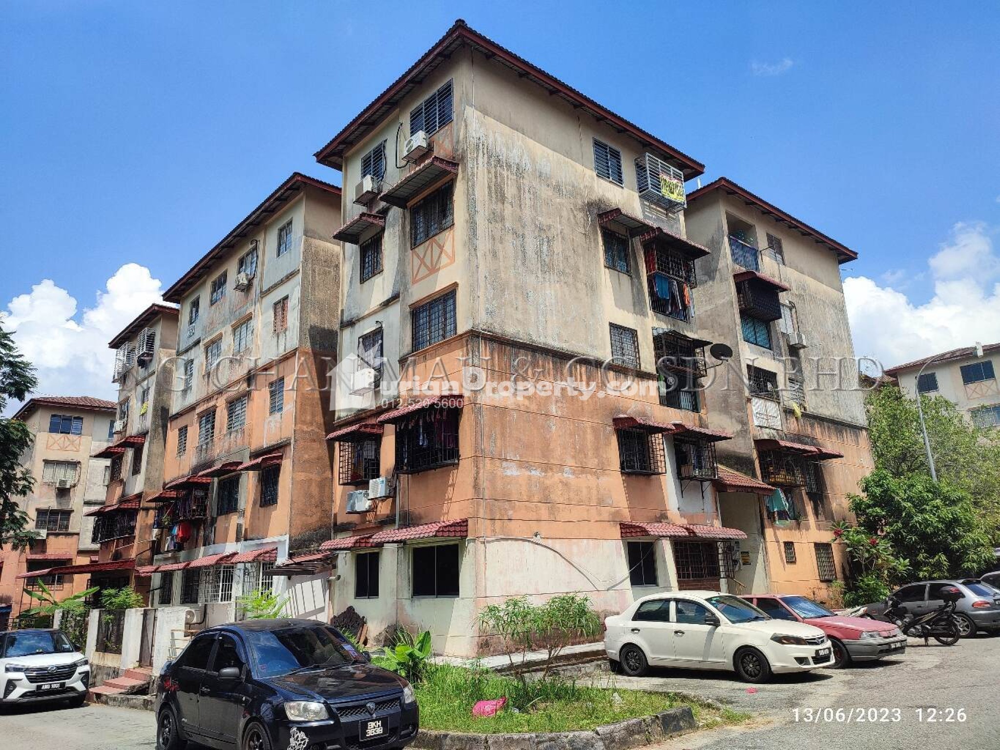 Apartment For Auction at Sri Indah Apartment