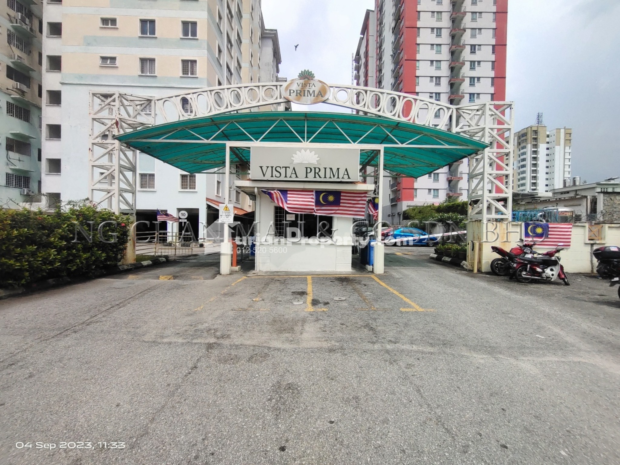 Apartment For Auction at Vista Prima