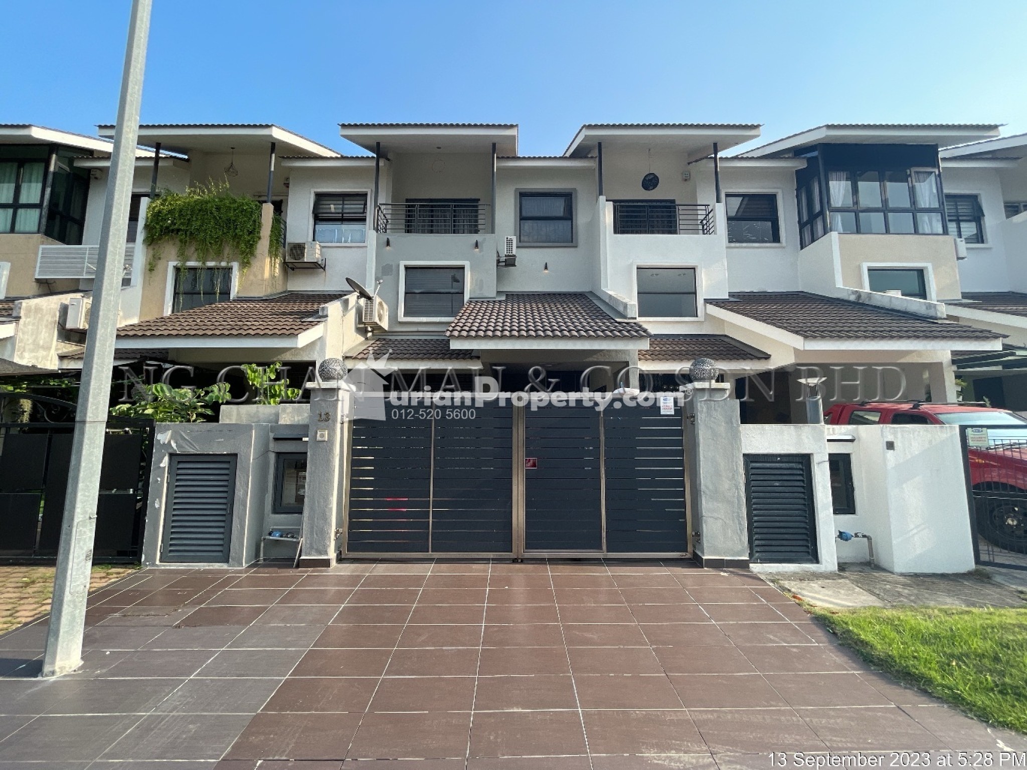 Terrace House For Auction at Lake Fields