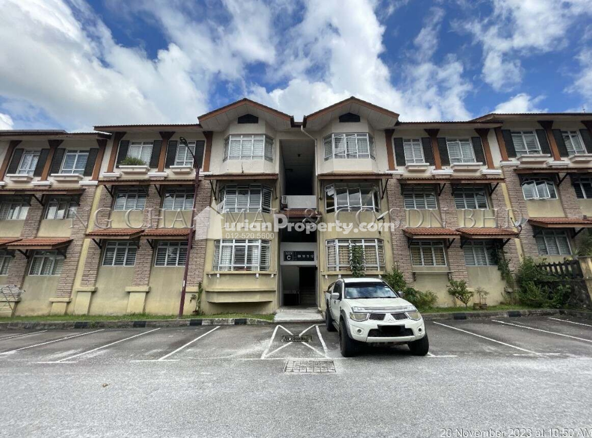 Apartment For Auction at D'Rimba