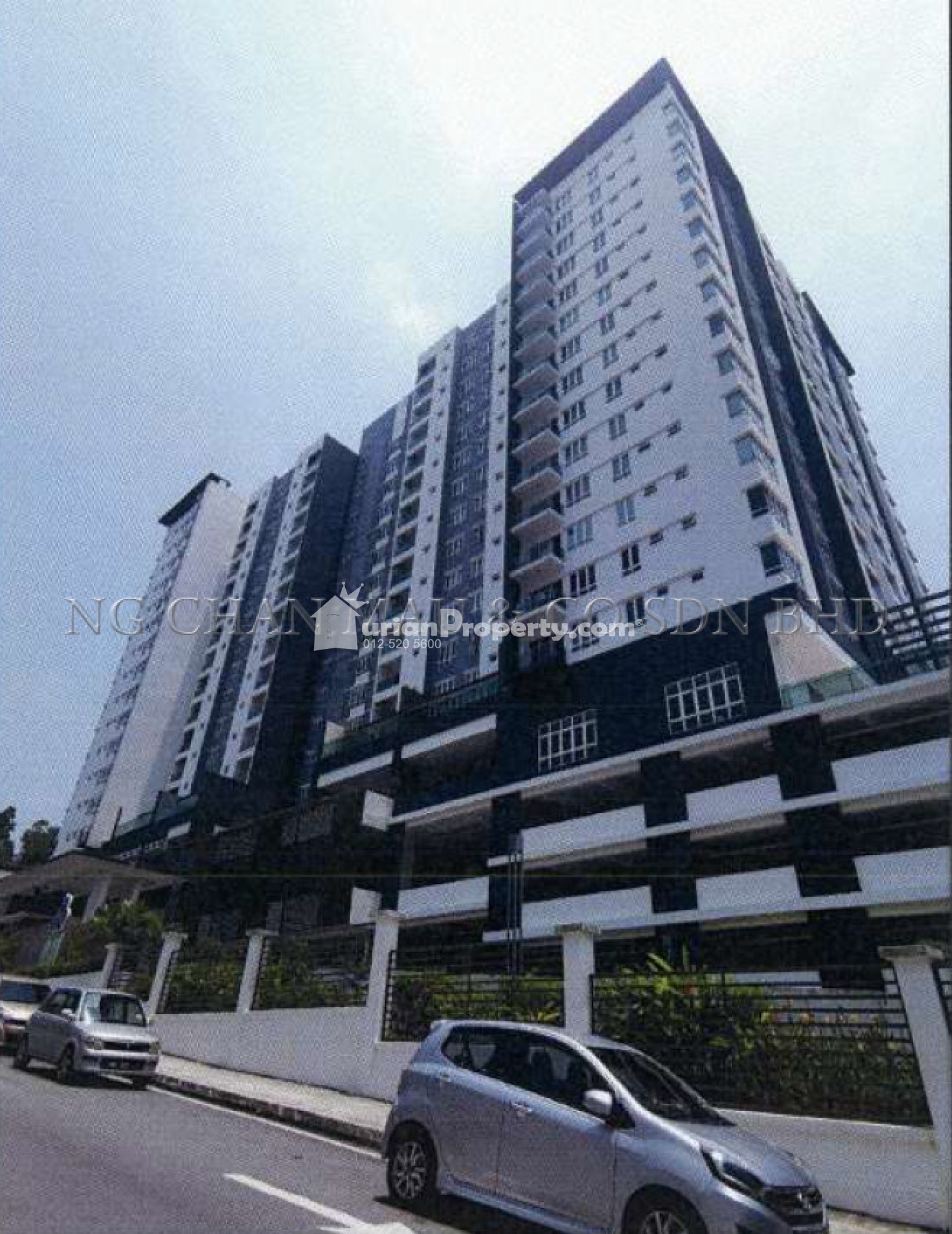Apartment For Auction at Iris Residence