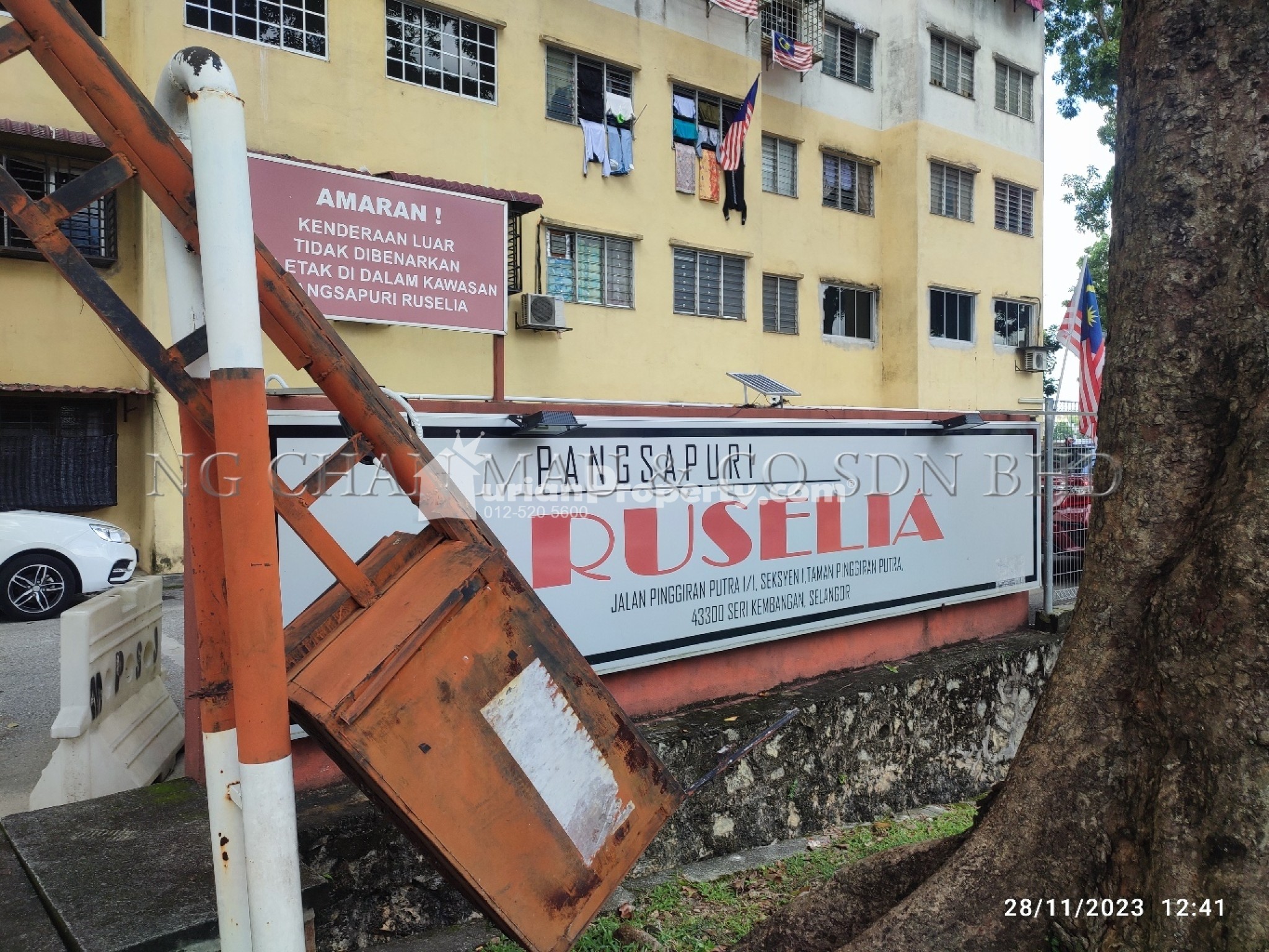 Apartment For Auction at Ruselia Apartment