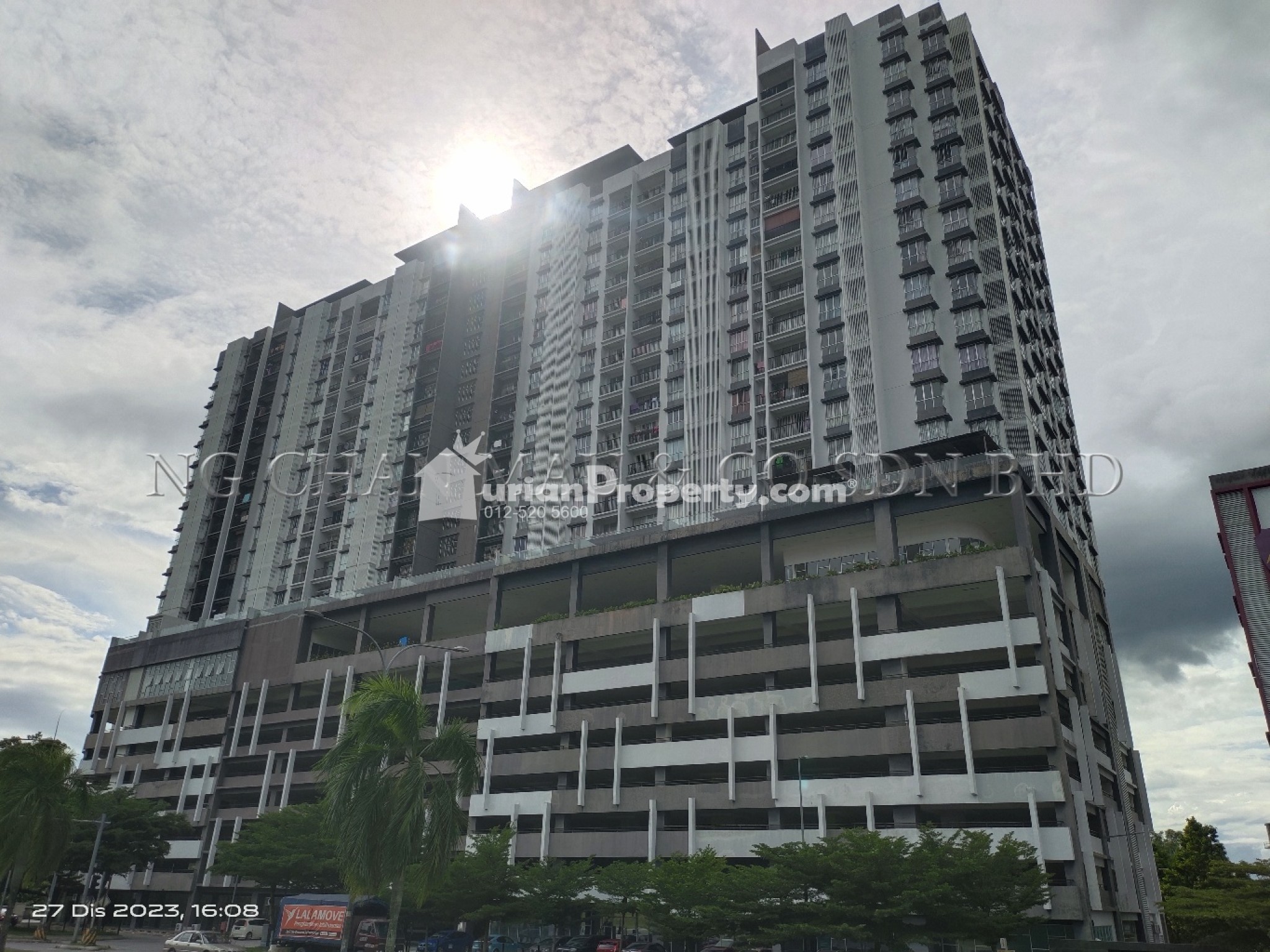 Serviced Residence For Auction at Simfoni 1 Condominium
