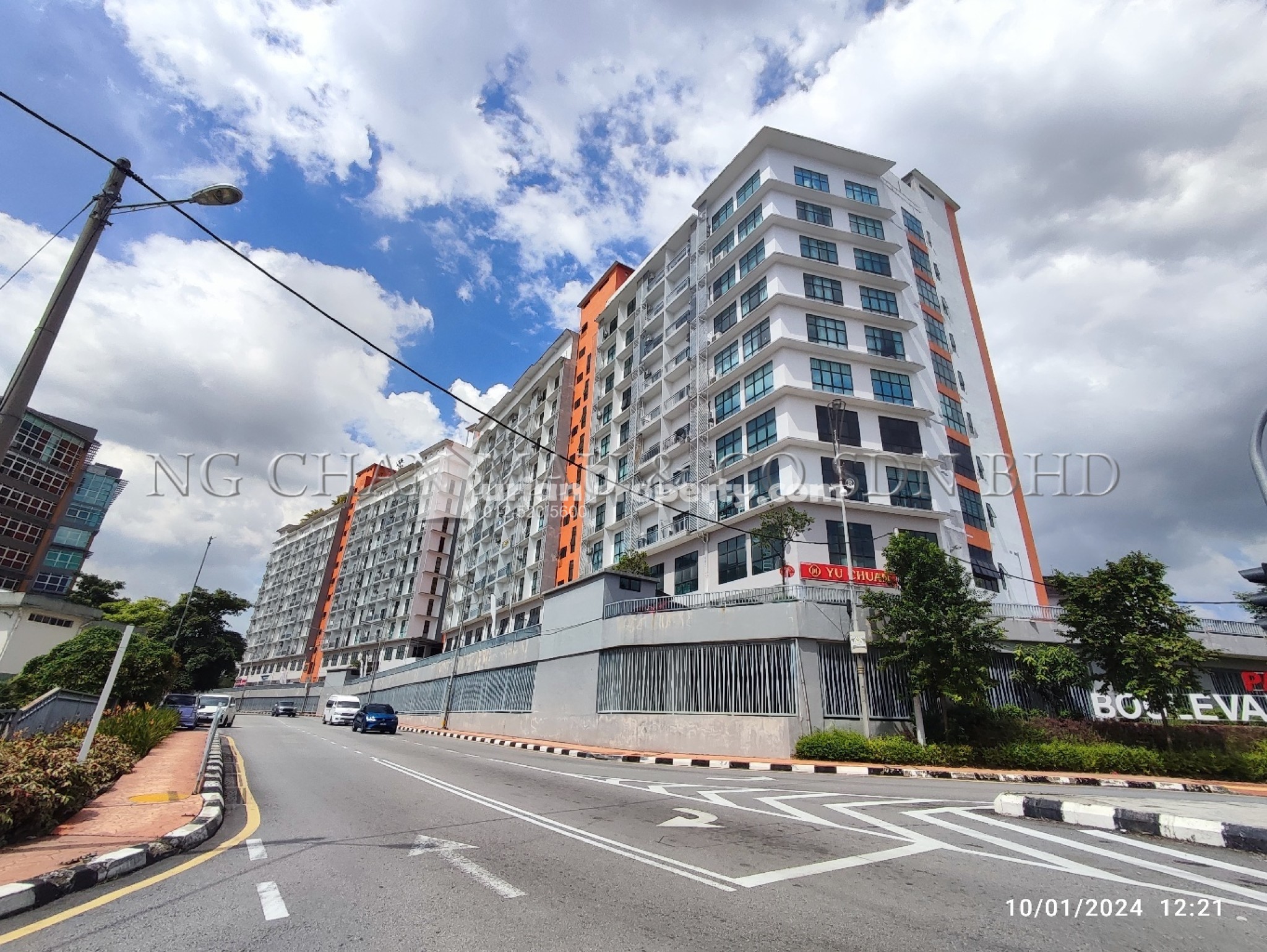 Serviced Residence For Auction at Boulevard 51