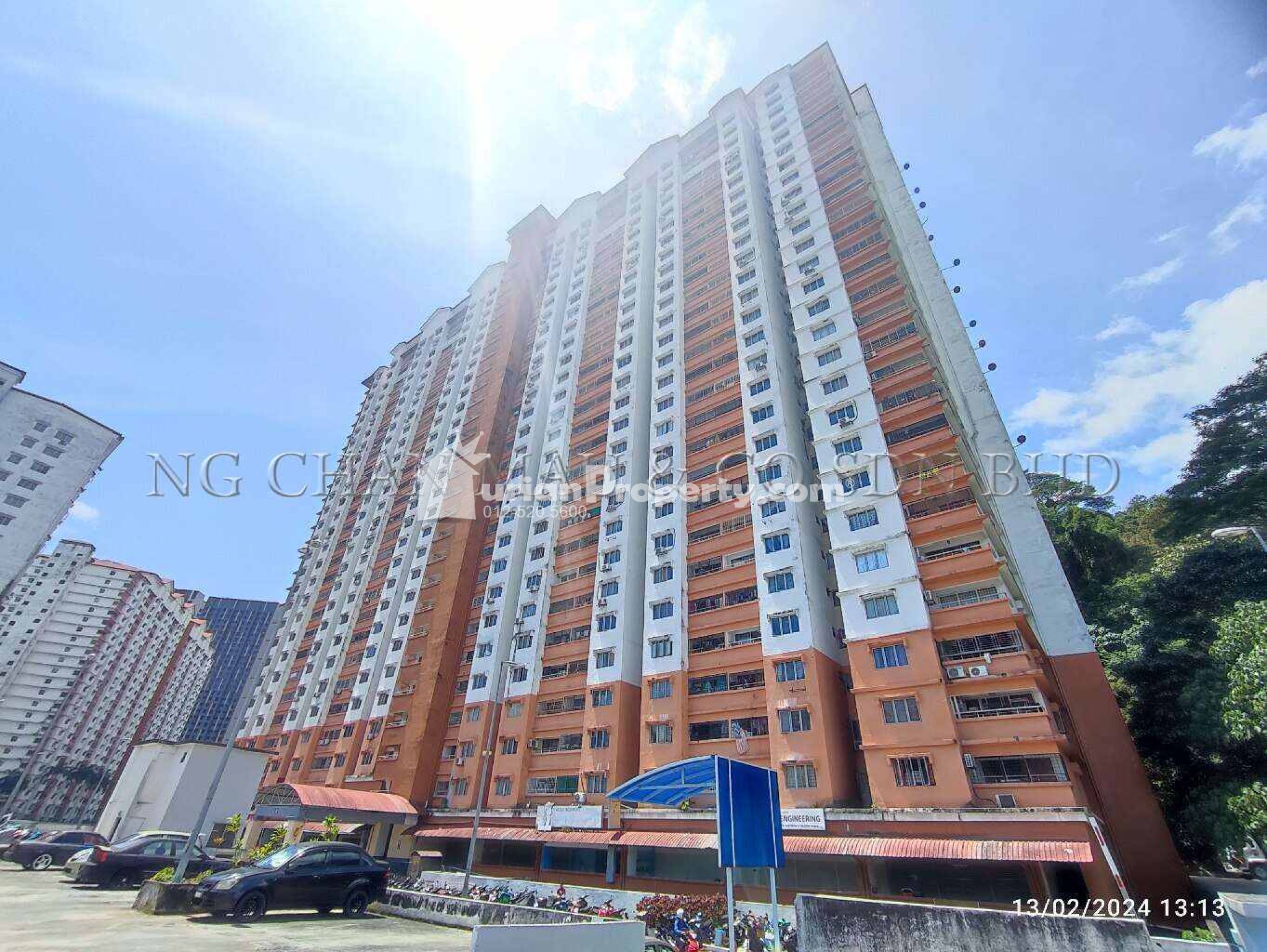 Apartment For Auction at Flora Damansara Apartment