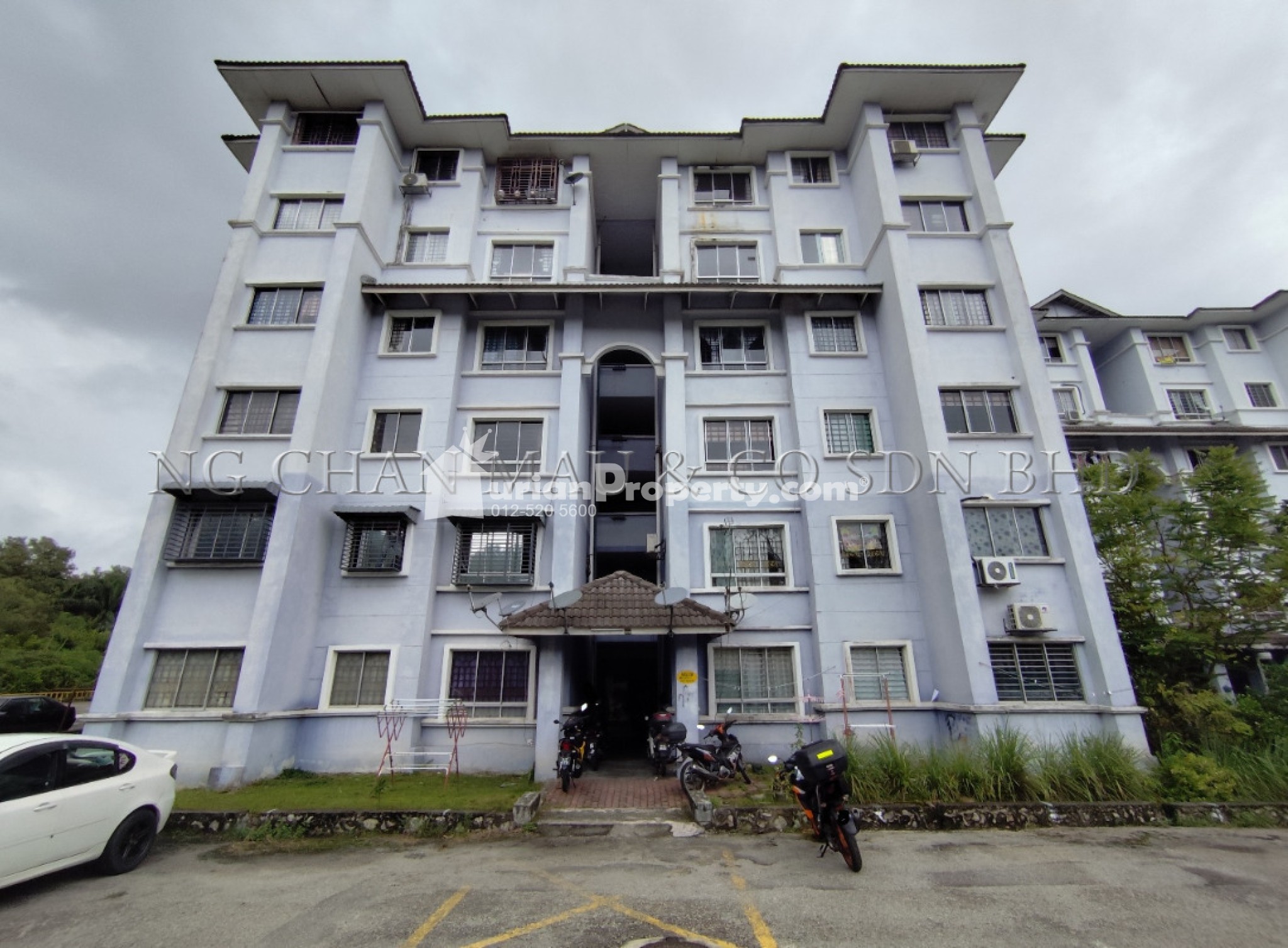 Apartment For Auction at Melur Mewangi Apartment