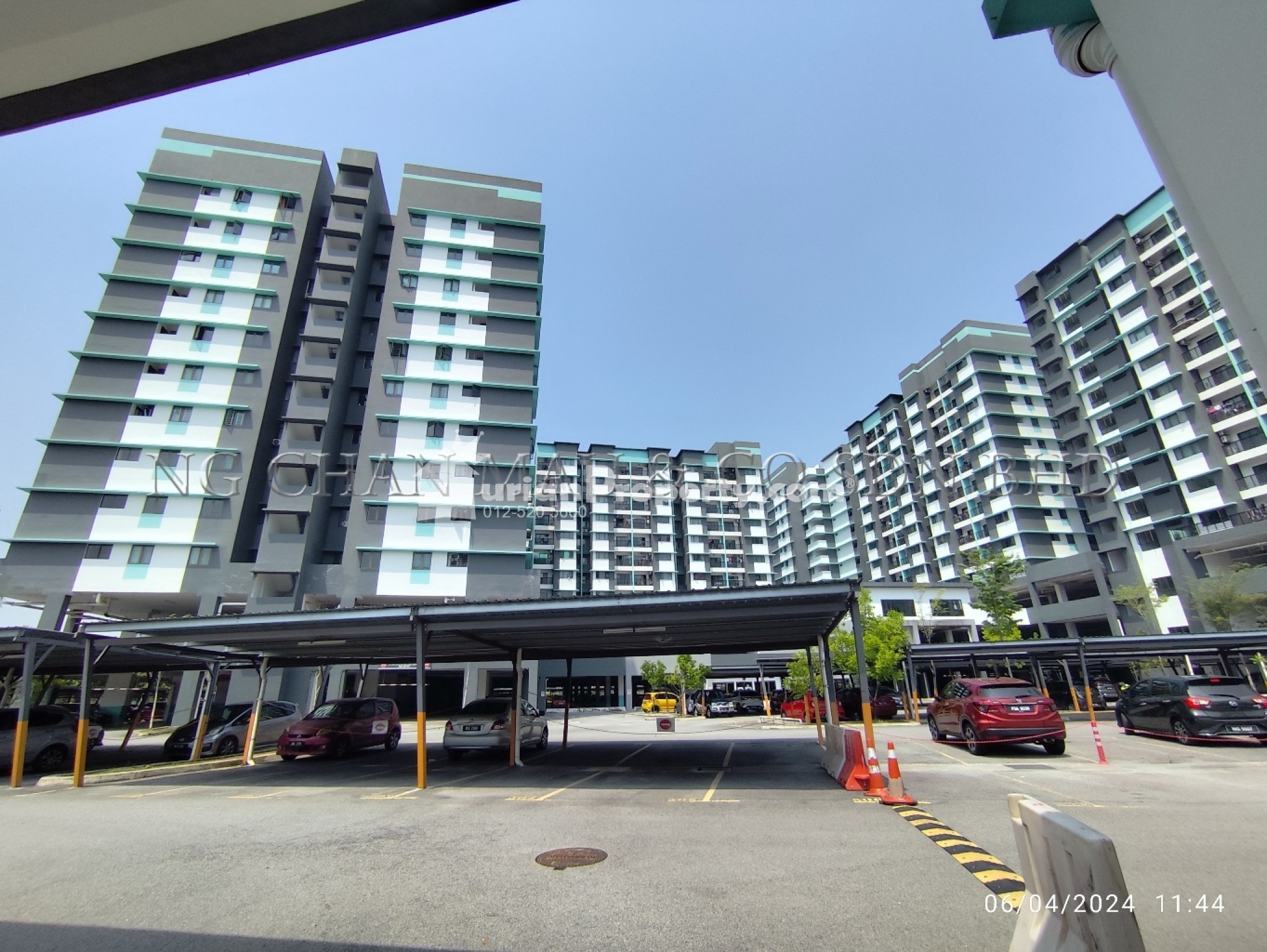 Condo For Auction at Taman Zamrud