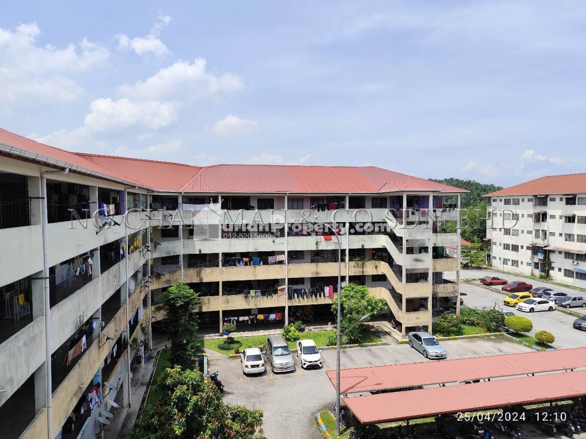Flat For Auction at Taman Pelangi