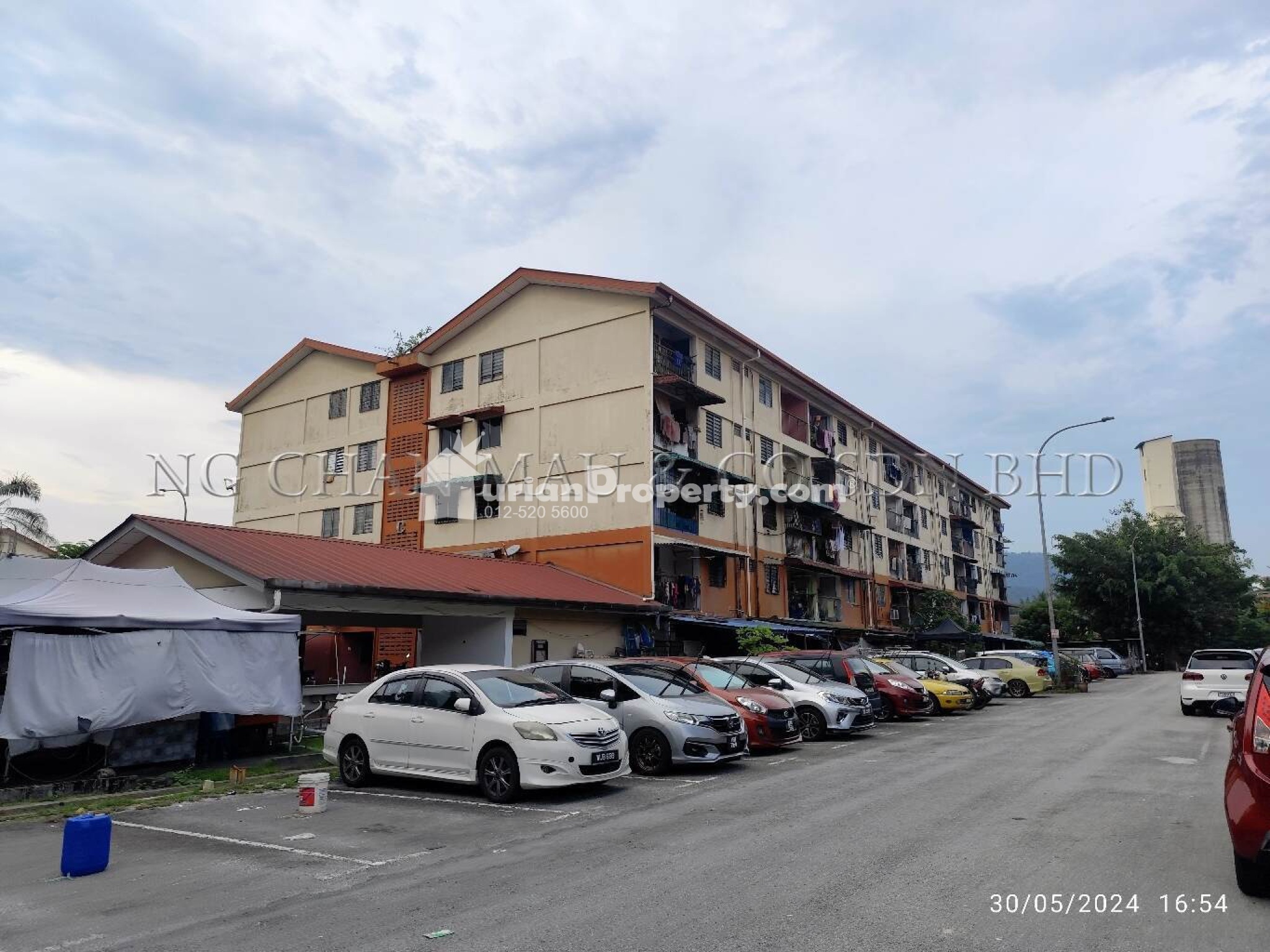 Flat For Auction at Bandar Baru Sungai Buloh