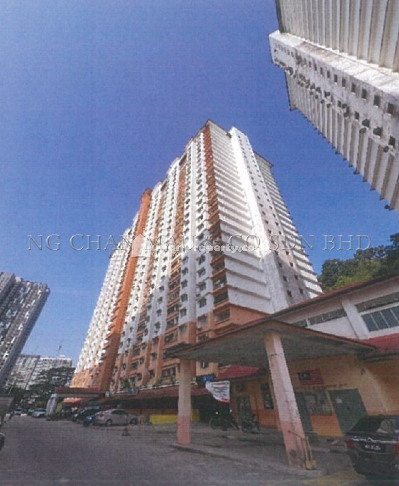 Apartment For Auction at Flora Damansara Apartment