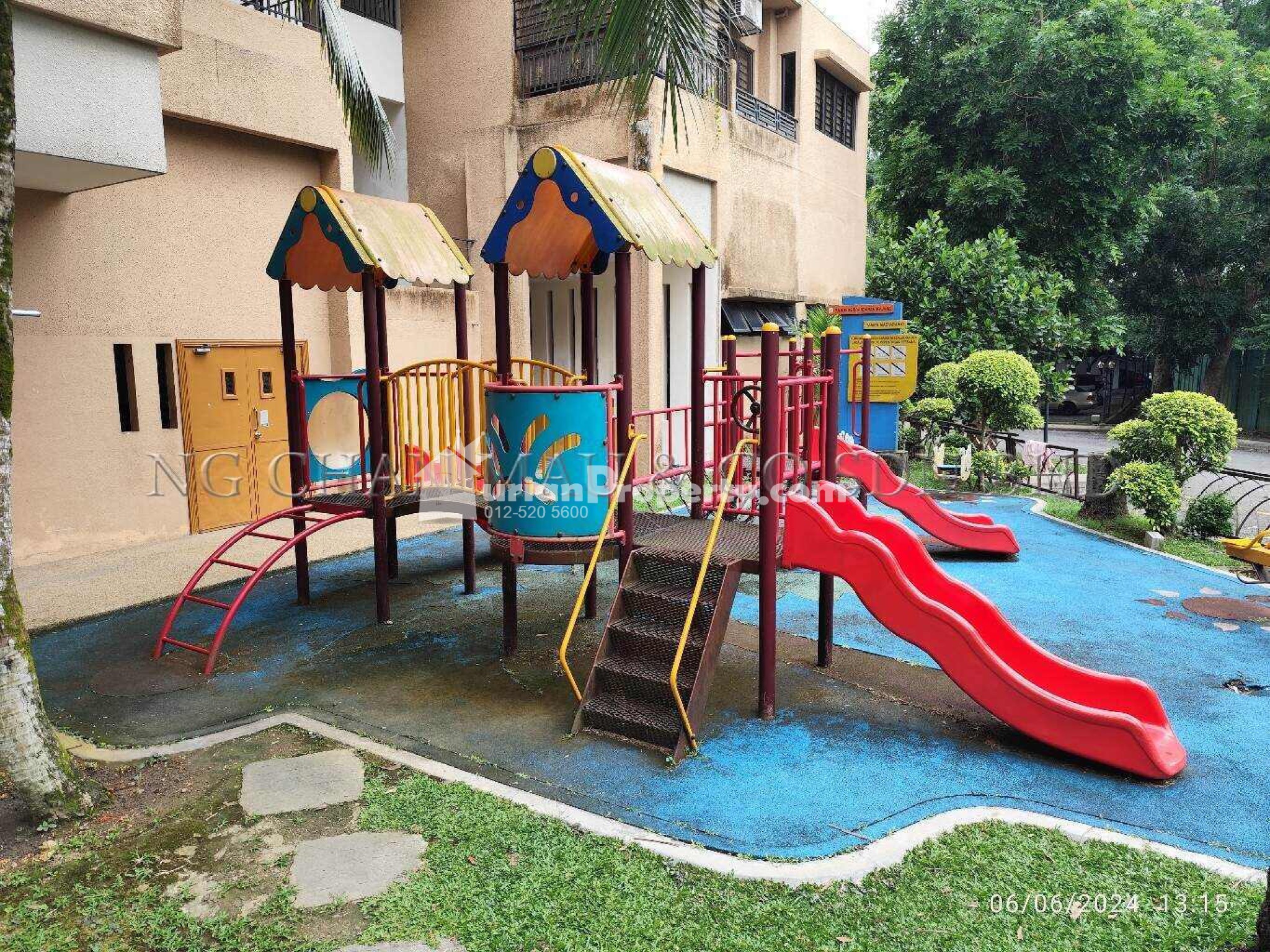 Apartment For Auction at Kristal Villa