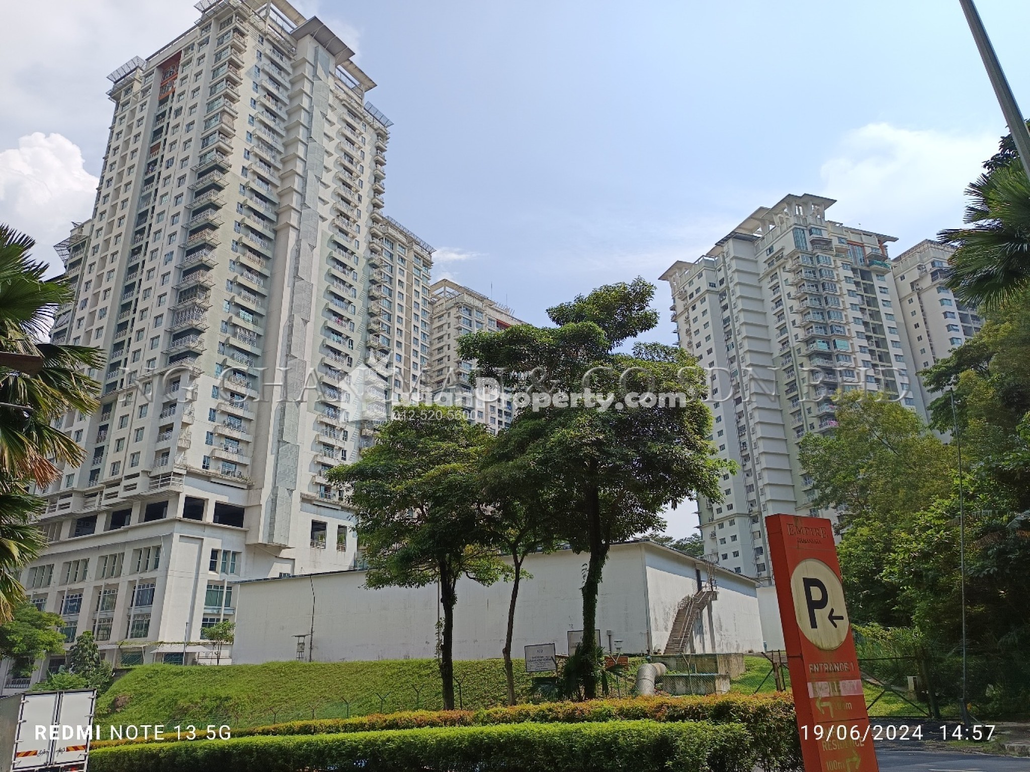 Office For Auction at Metropolitan Square