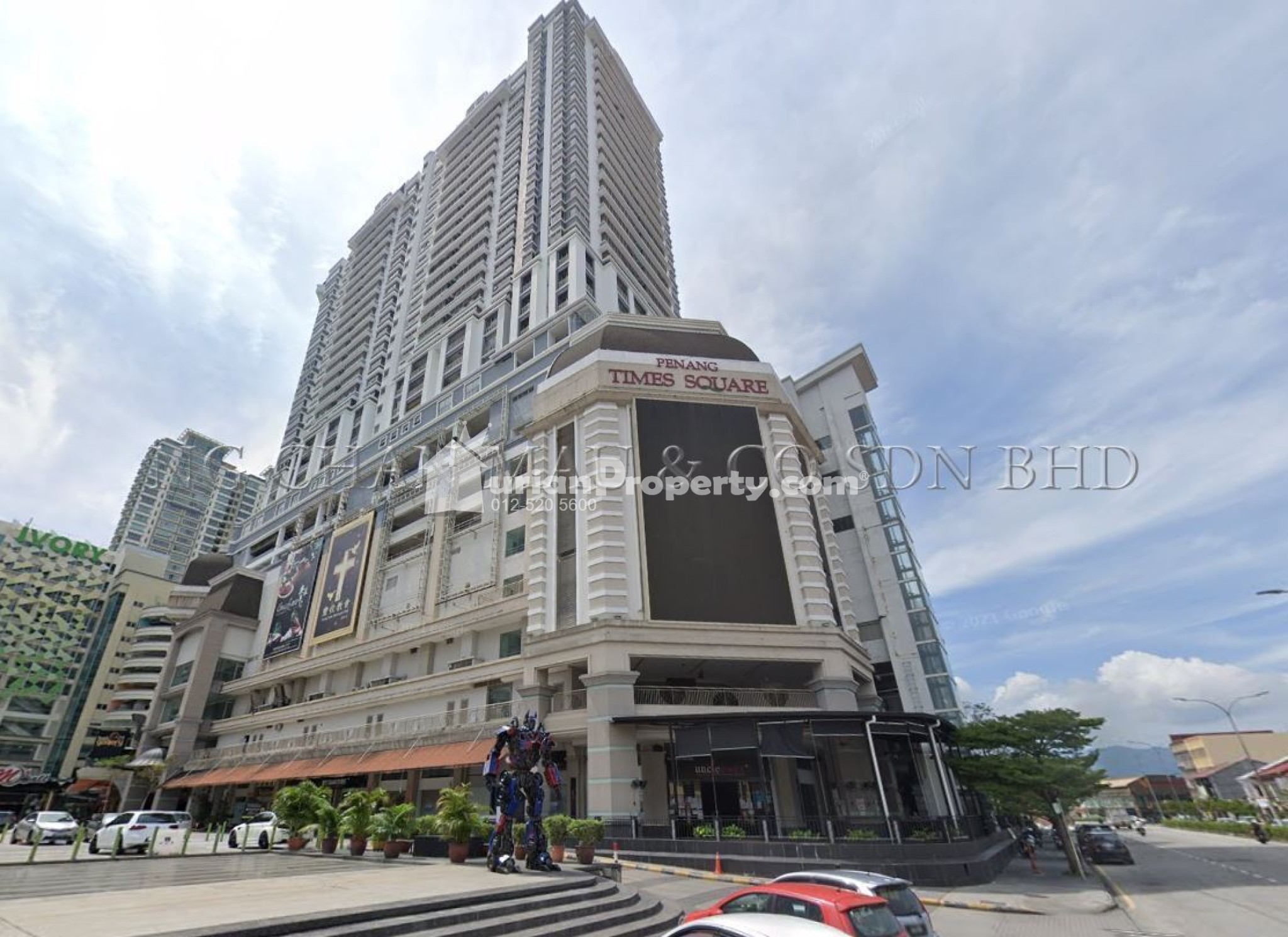 Shop For Auction at Birch The Plaza