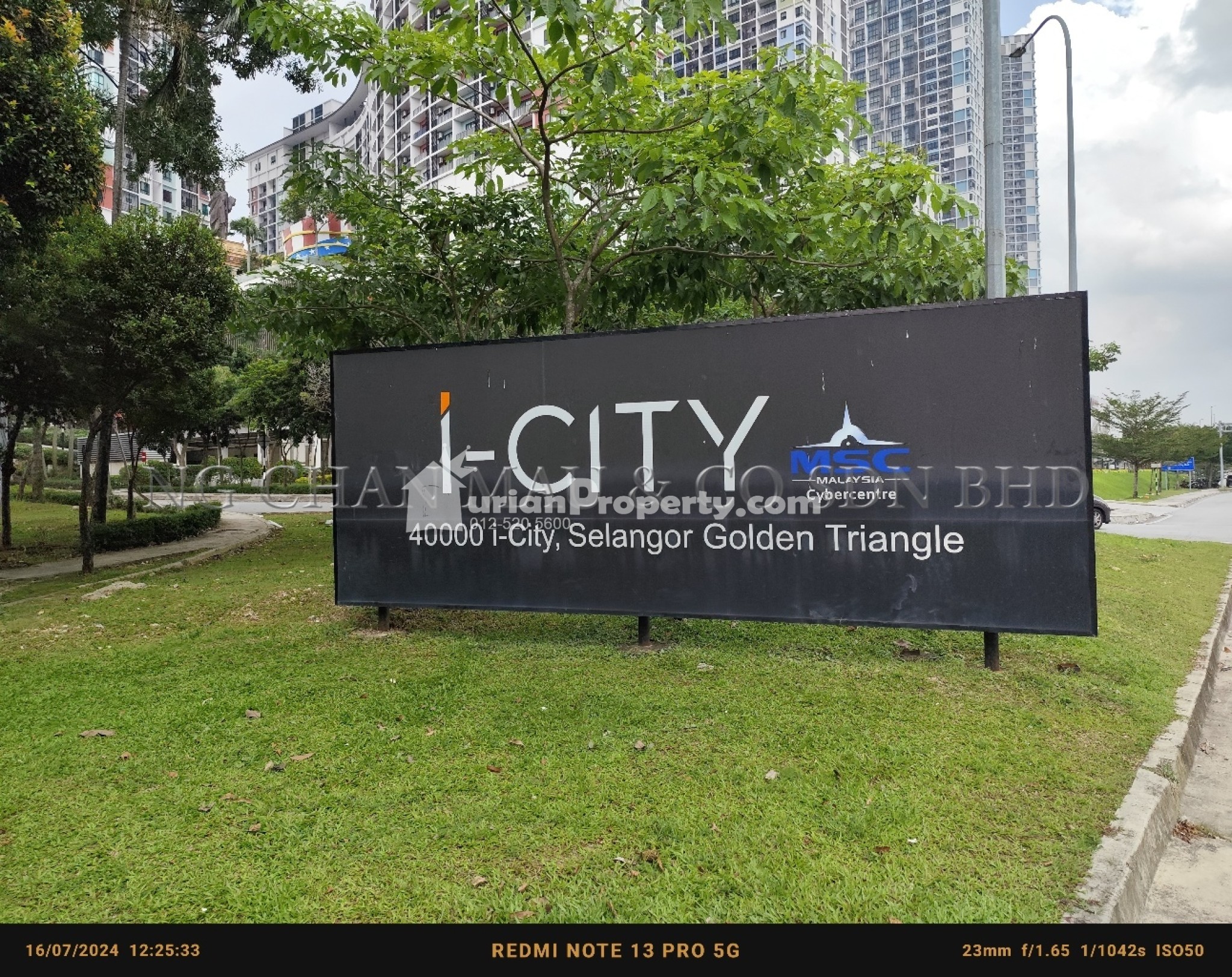 SOHO For Auction at I-Suite