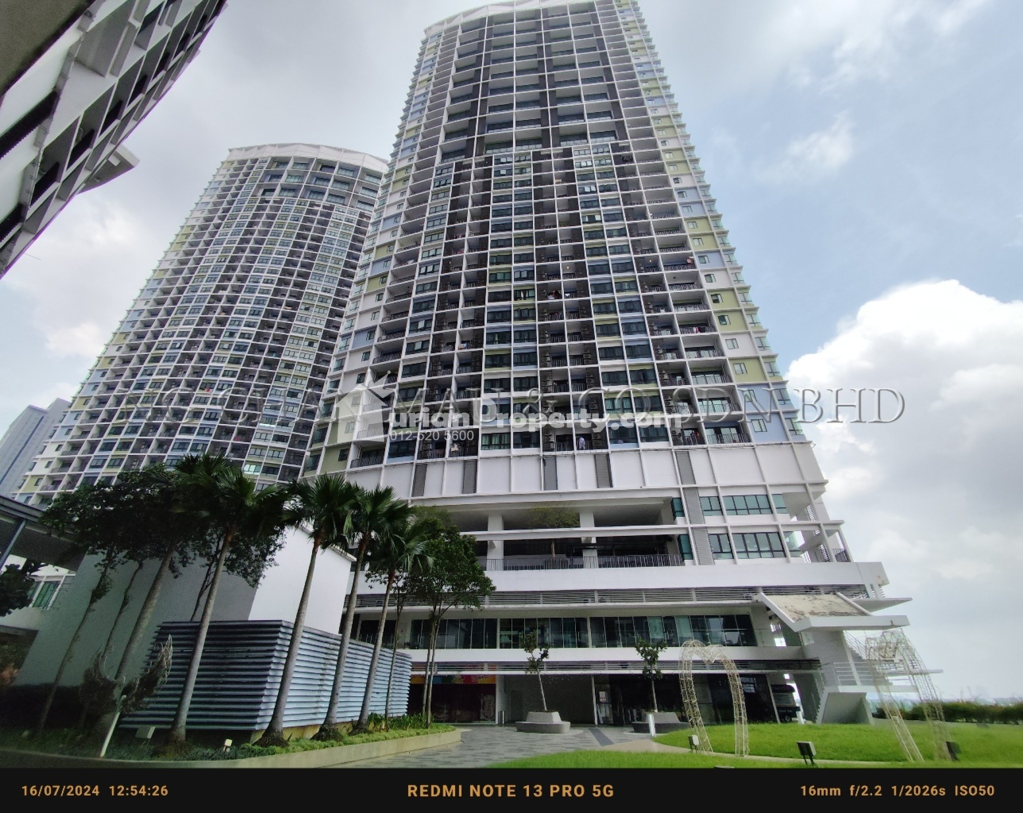 SOHO For Auction at I-Suite