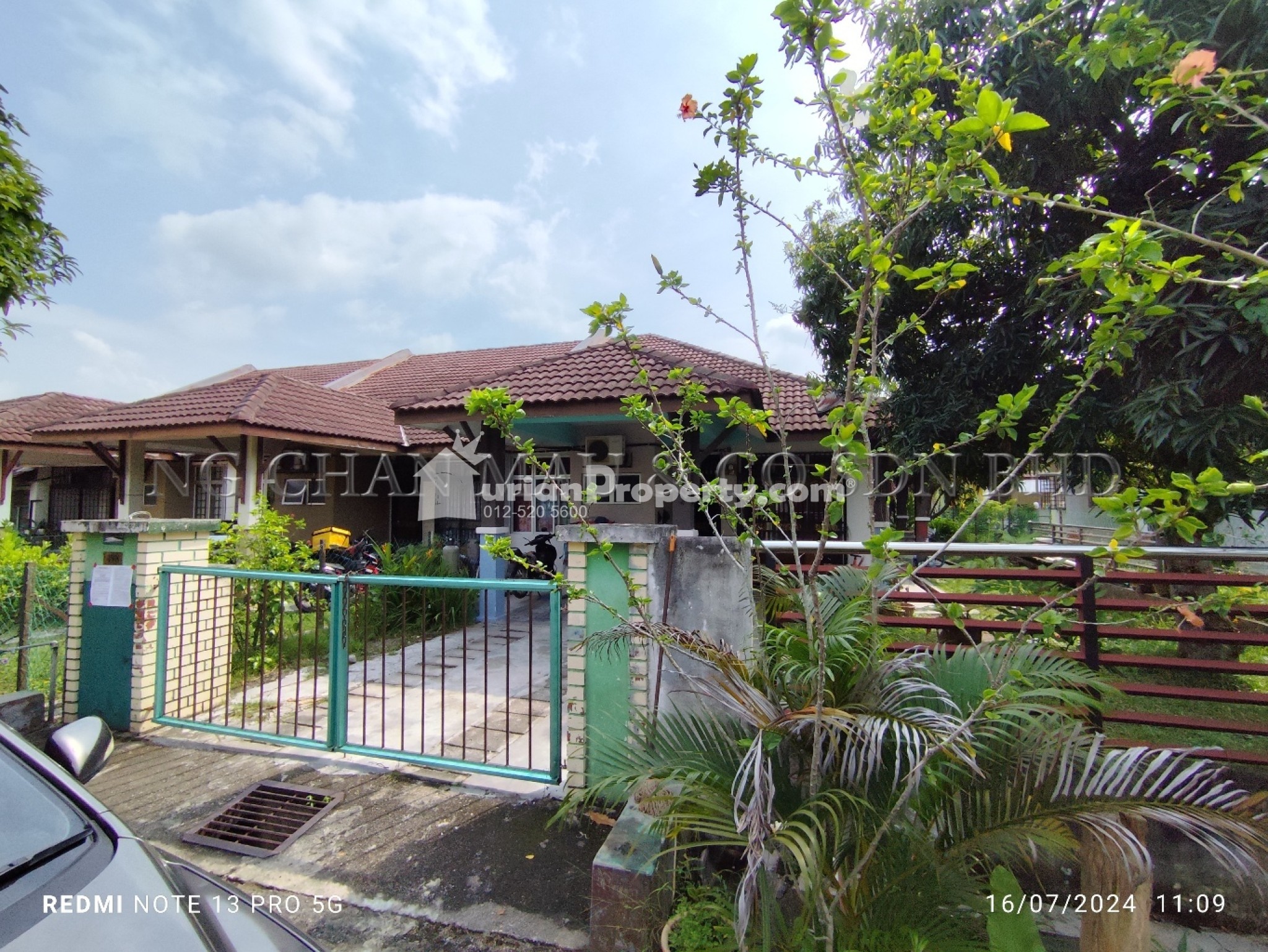 Terrace House For Auction at Taman Desa Pinggiran Bayu