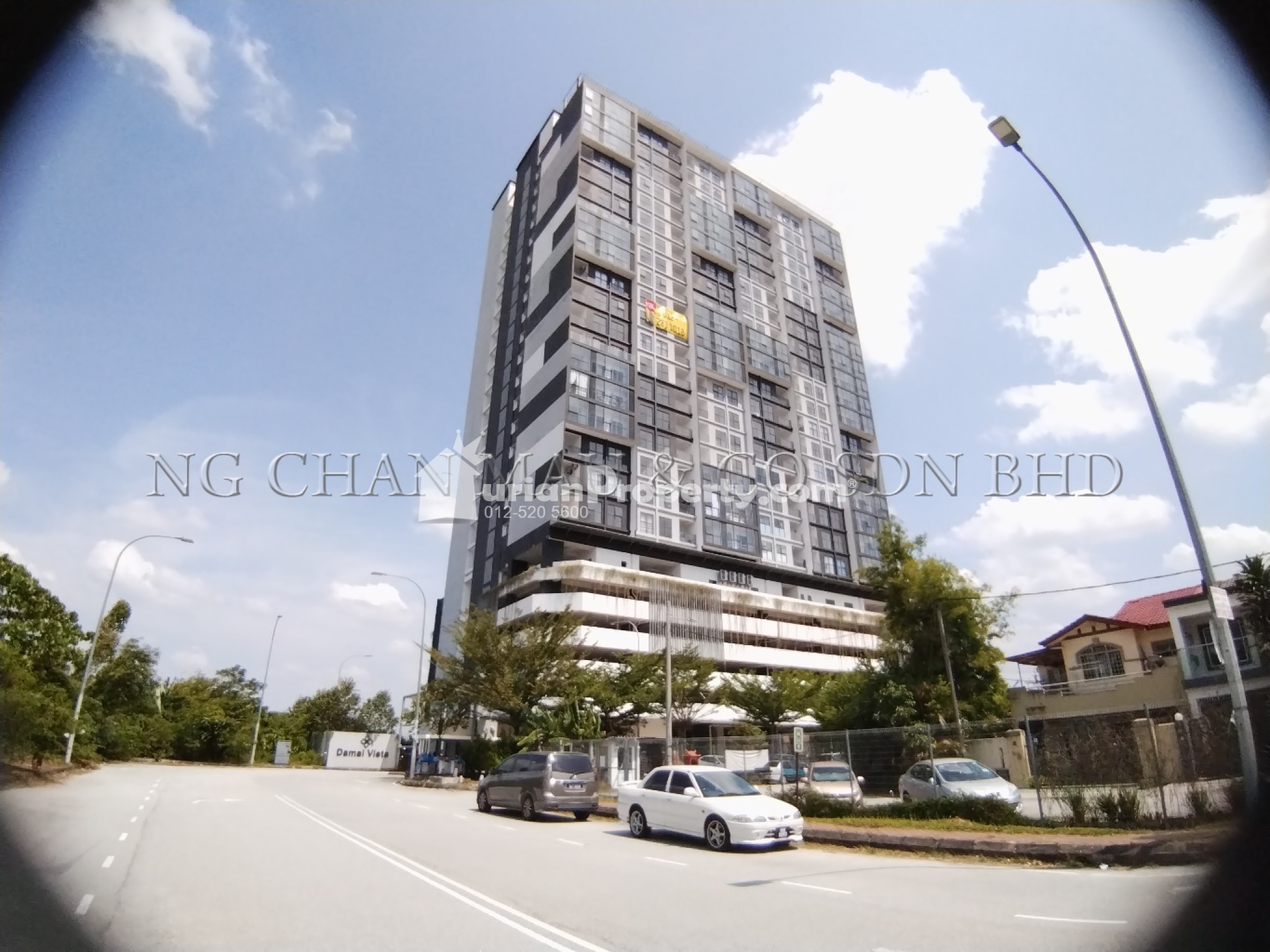 Apartment For Auction at Damai Vista