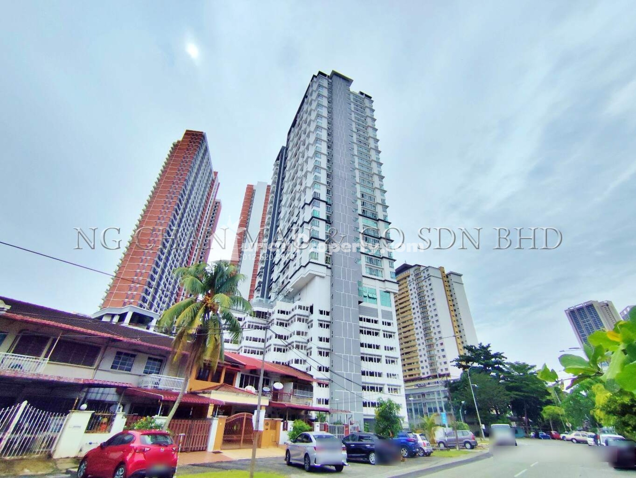 Serviced Residence For Auction at Court 28