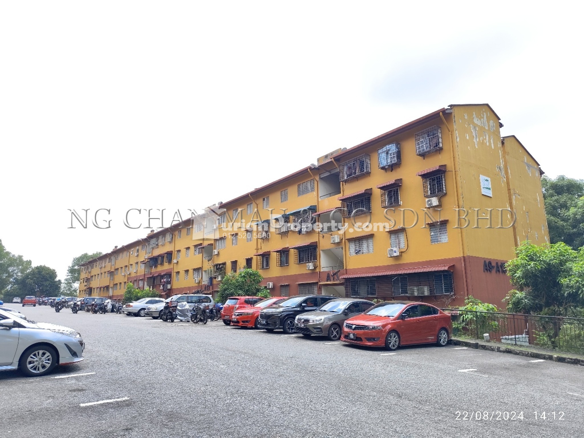 Apartment For Auction at Putra Permai Type A