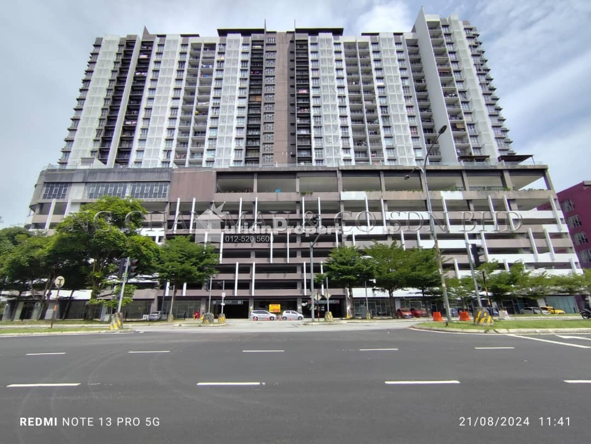 Apartment For Auction at Simfoni 1 Condominium