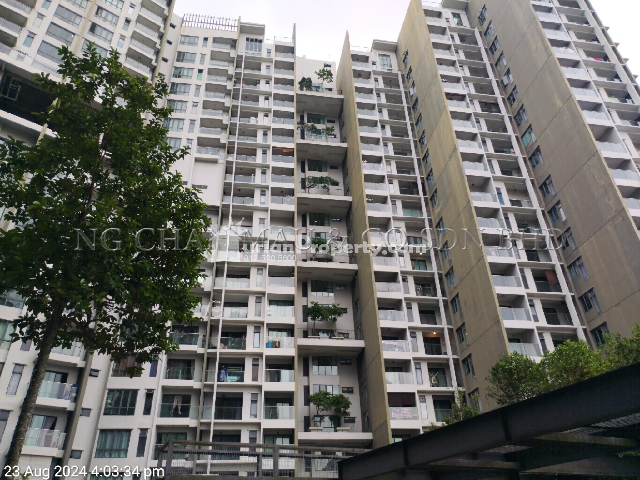 Serviced Residence For Auction at Univ 360 Place