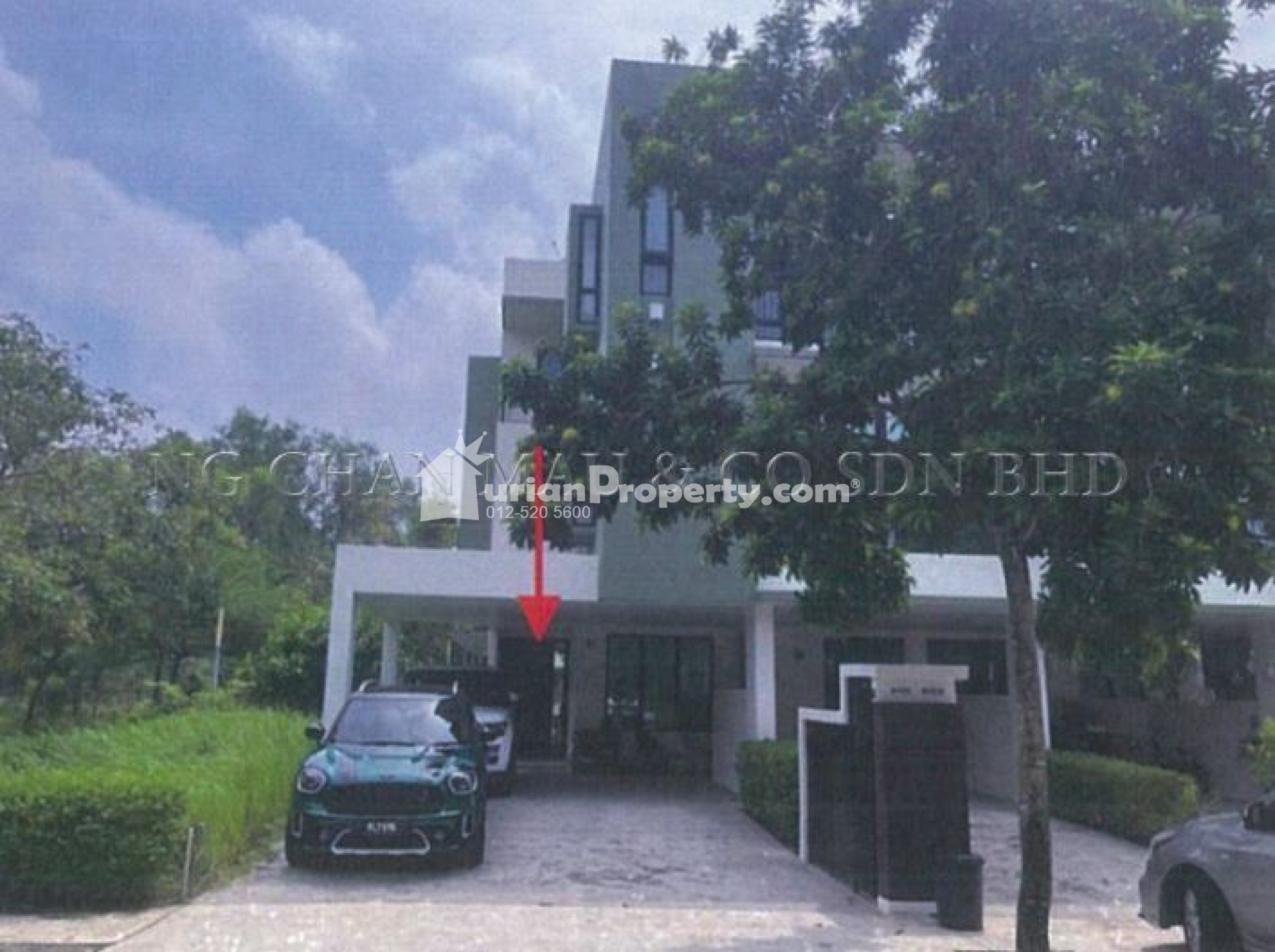 Townhouse For Auction at Primer Garden Town Villas