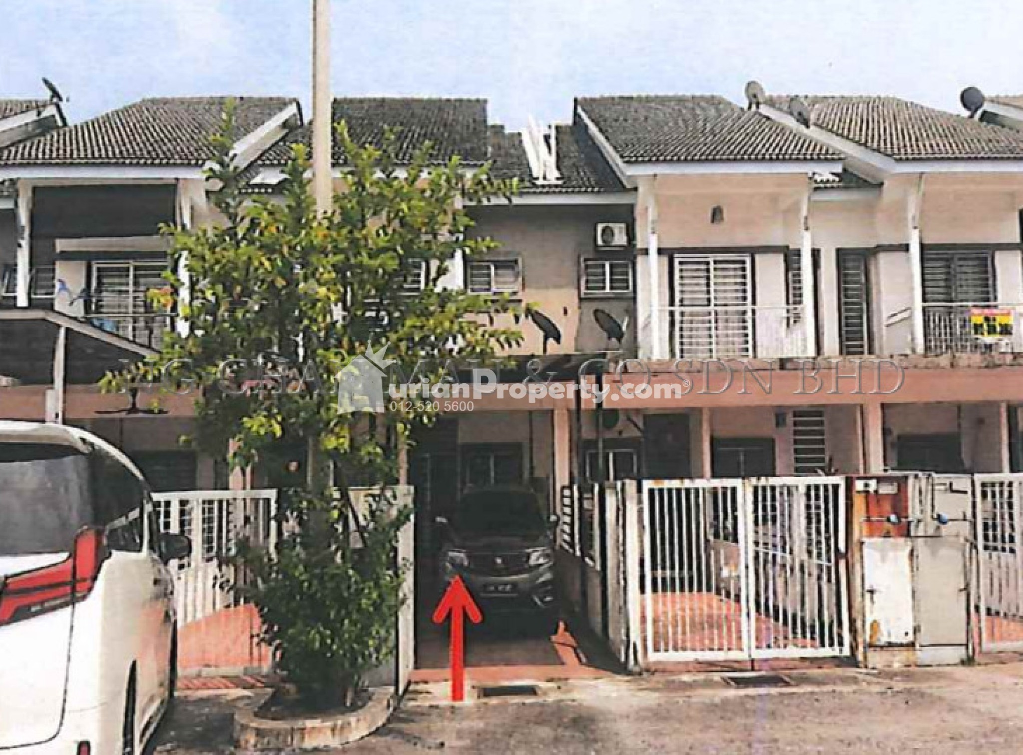 Terrace House For Auction at The Lake Residence