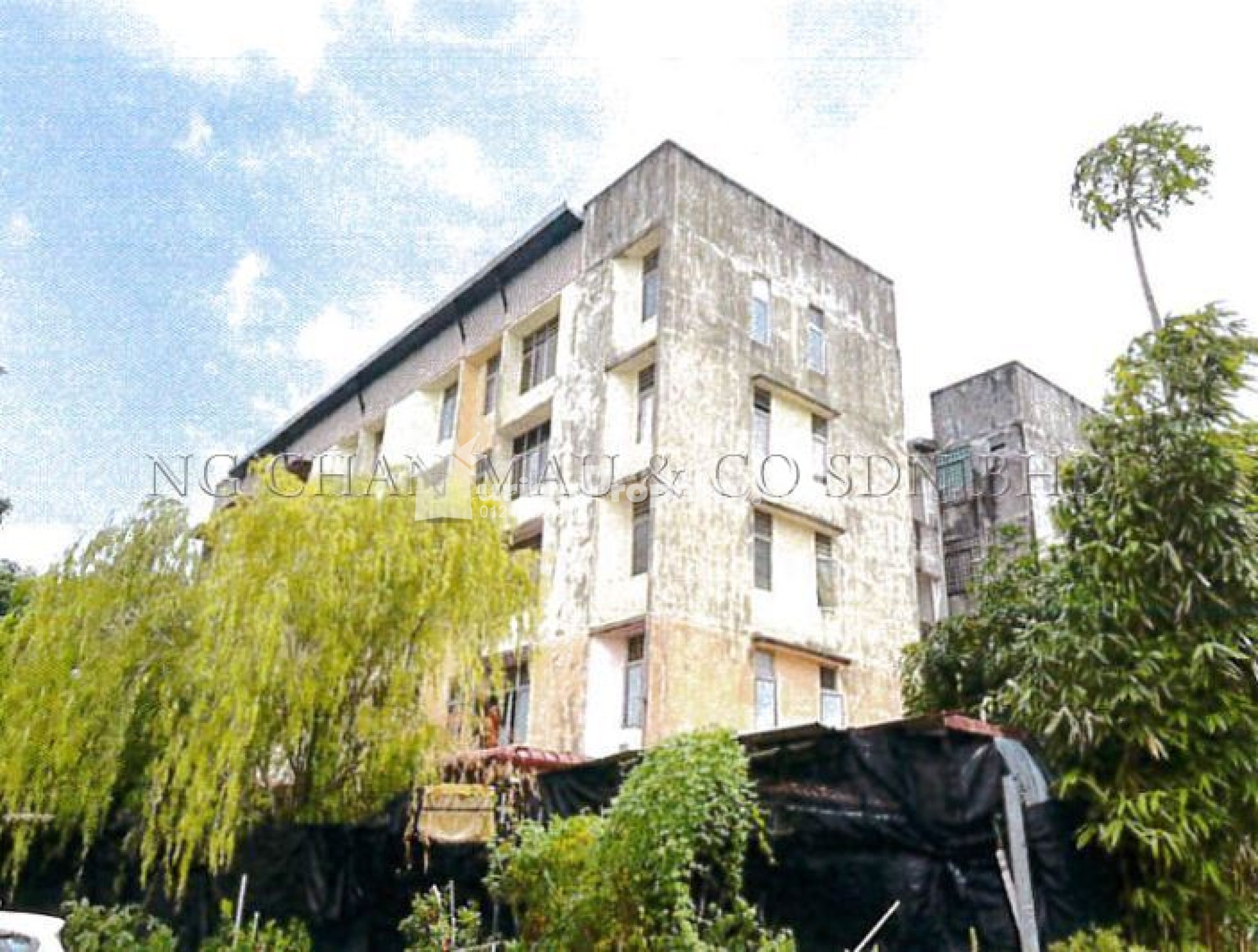 Apartment For Auction at Rista Villa Apartment