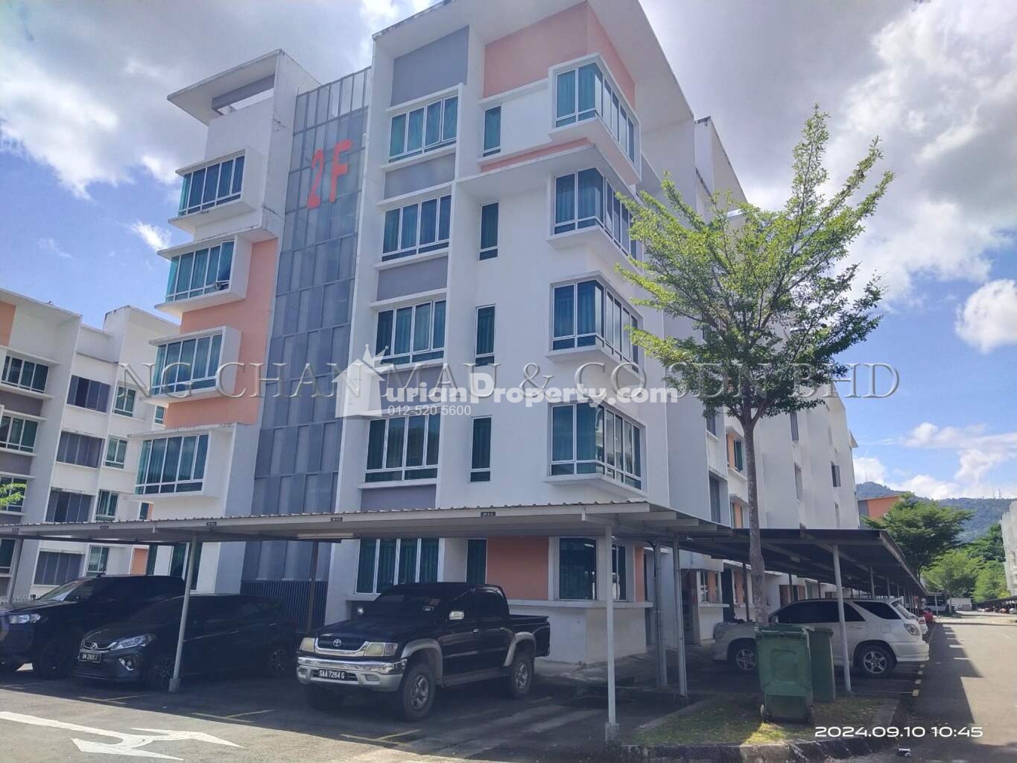 Apartment For Auction at University Utama Condominium