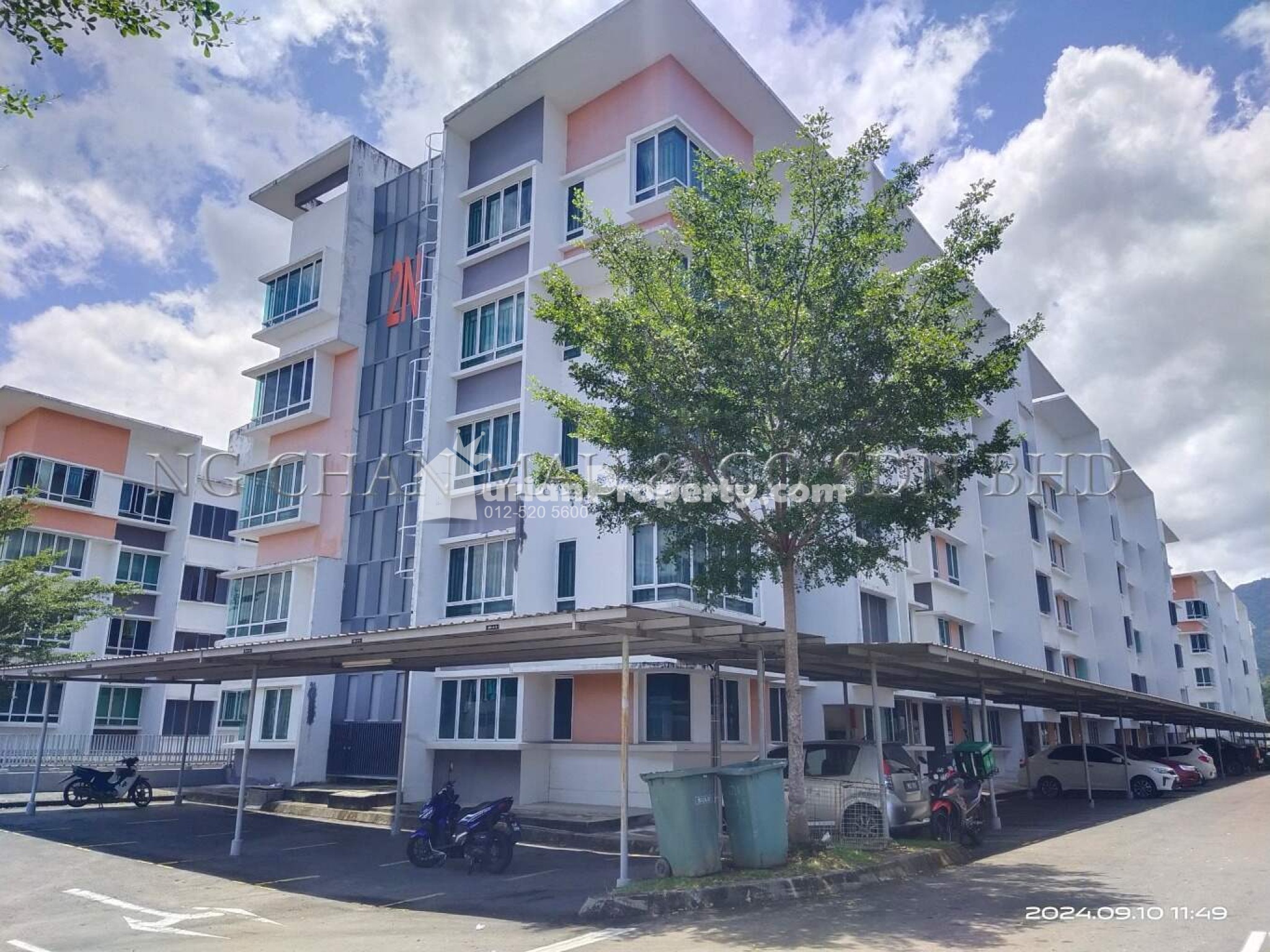 Condo For Auction at University Utama Condominium