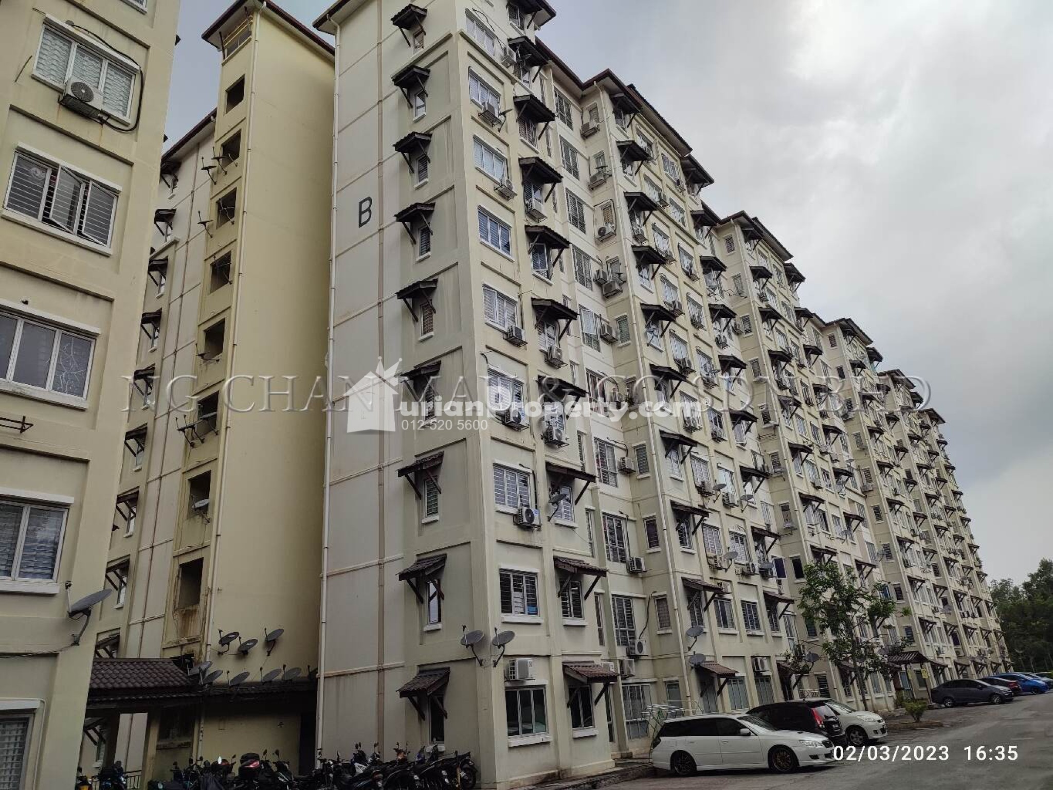 Apartment For Auction at Baiduri Courts