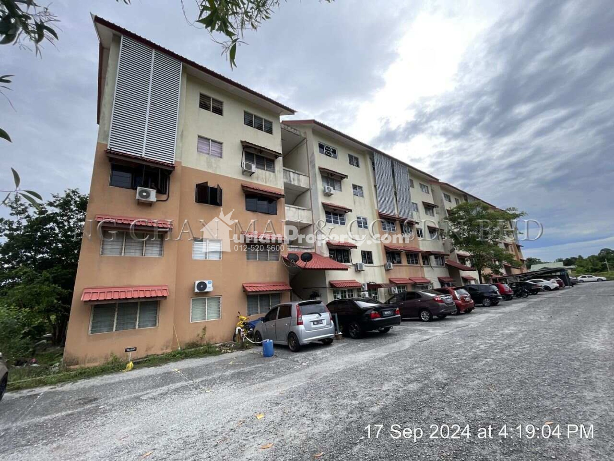 Flat For Auction at Taman KP Perdana