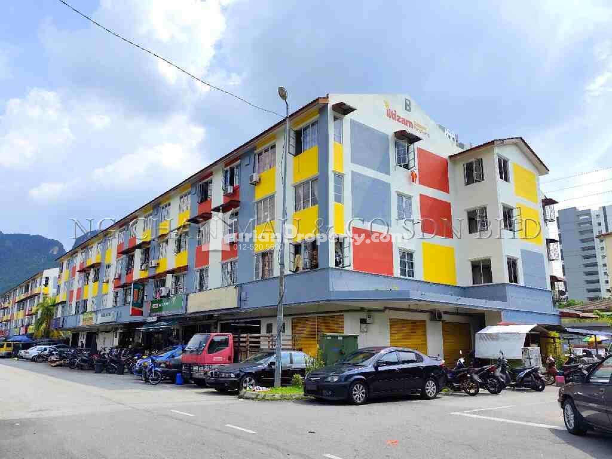 Apartment For Auction at Desa Temenggung