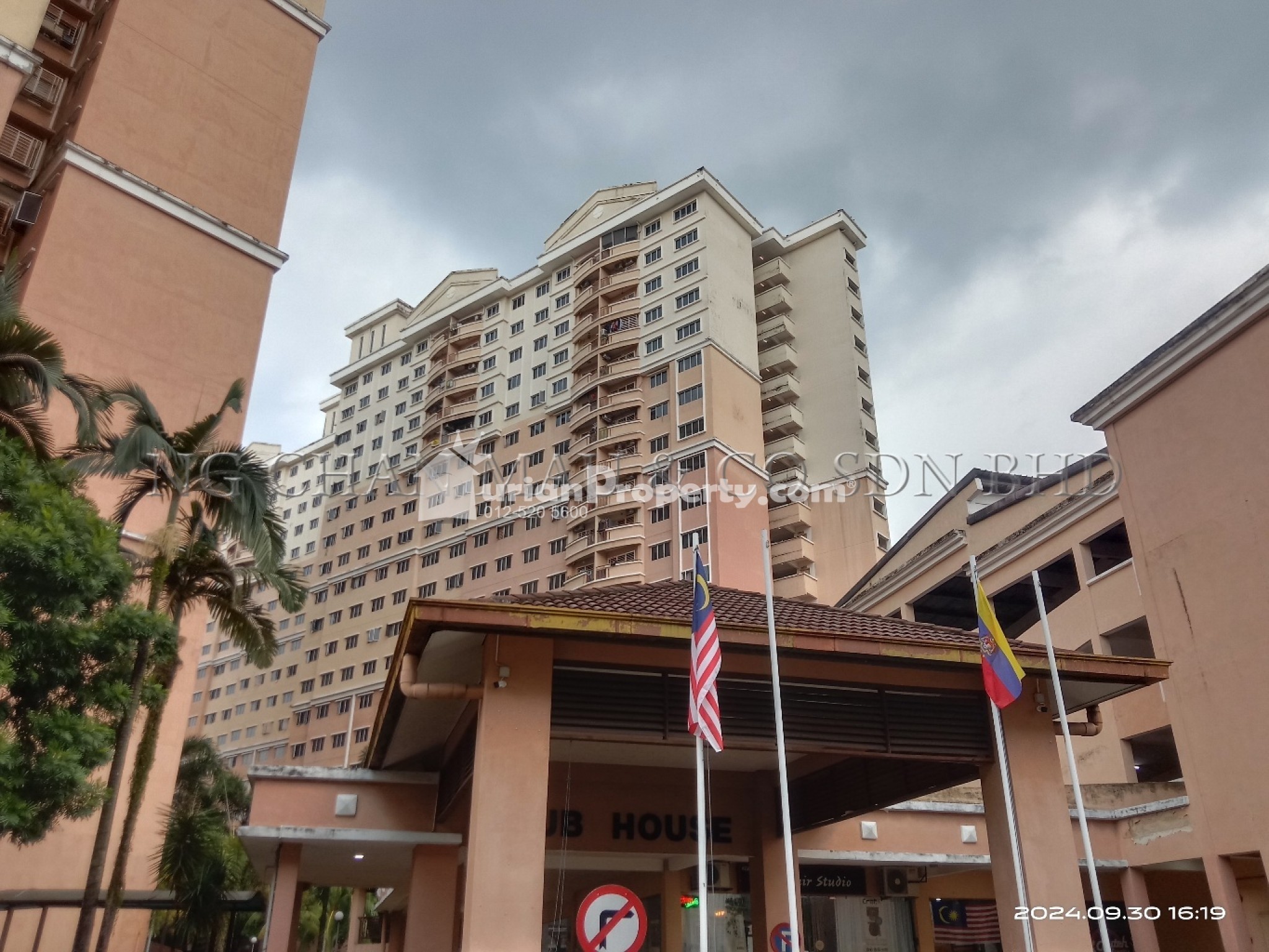 Condo For Auction at Cengal Condominium